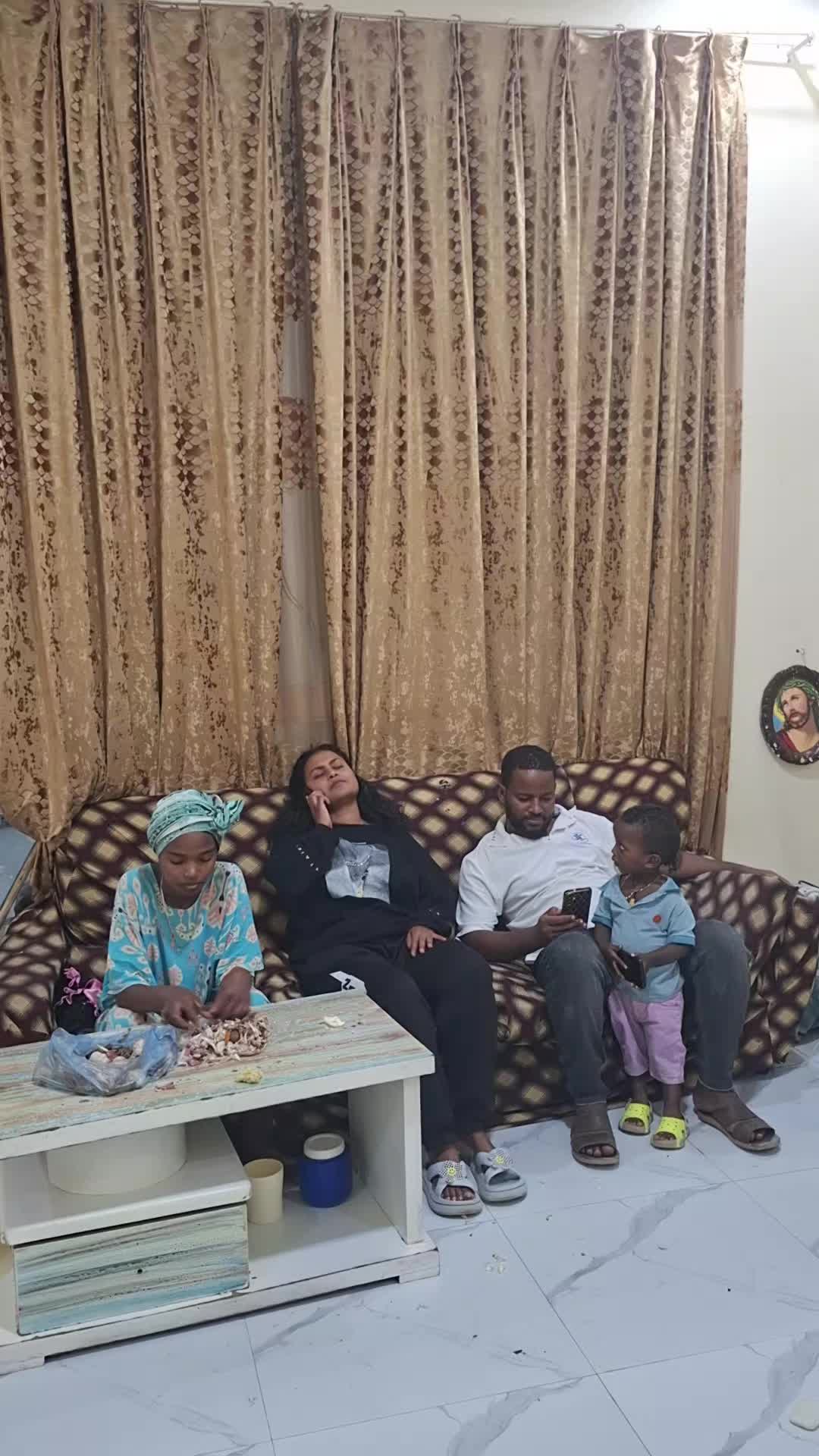 @ማሂ እና ቡጡሉ