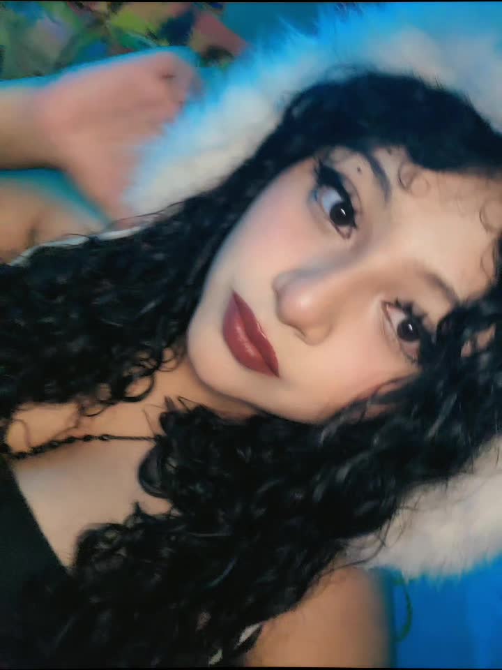 @ʟᴇꜱʟʏ♡