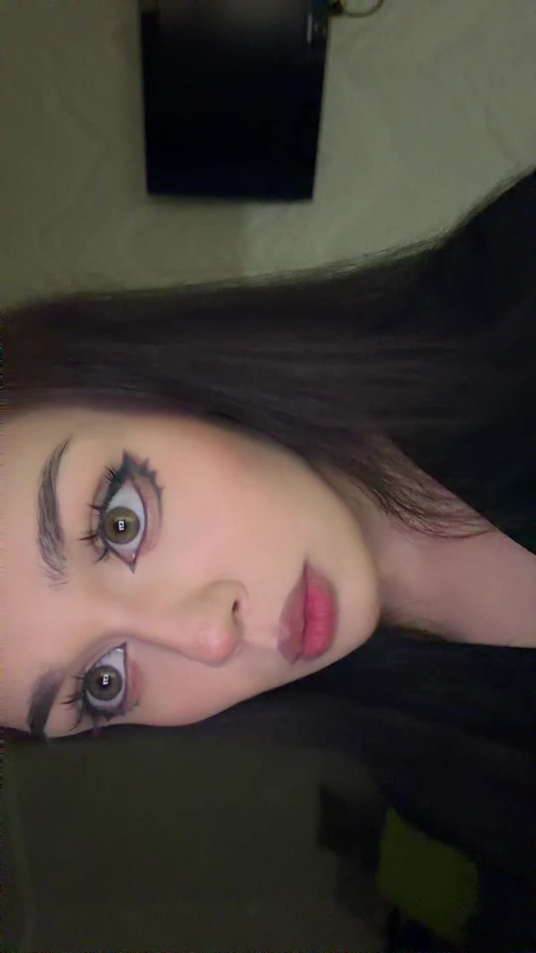 @succub_b