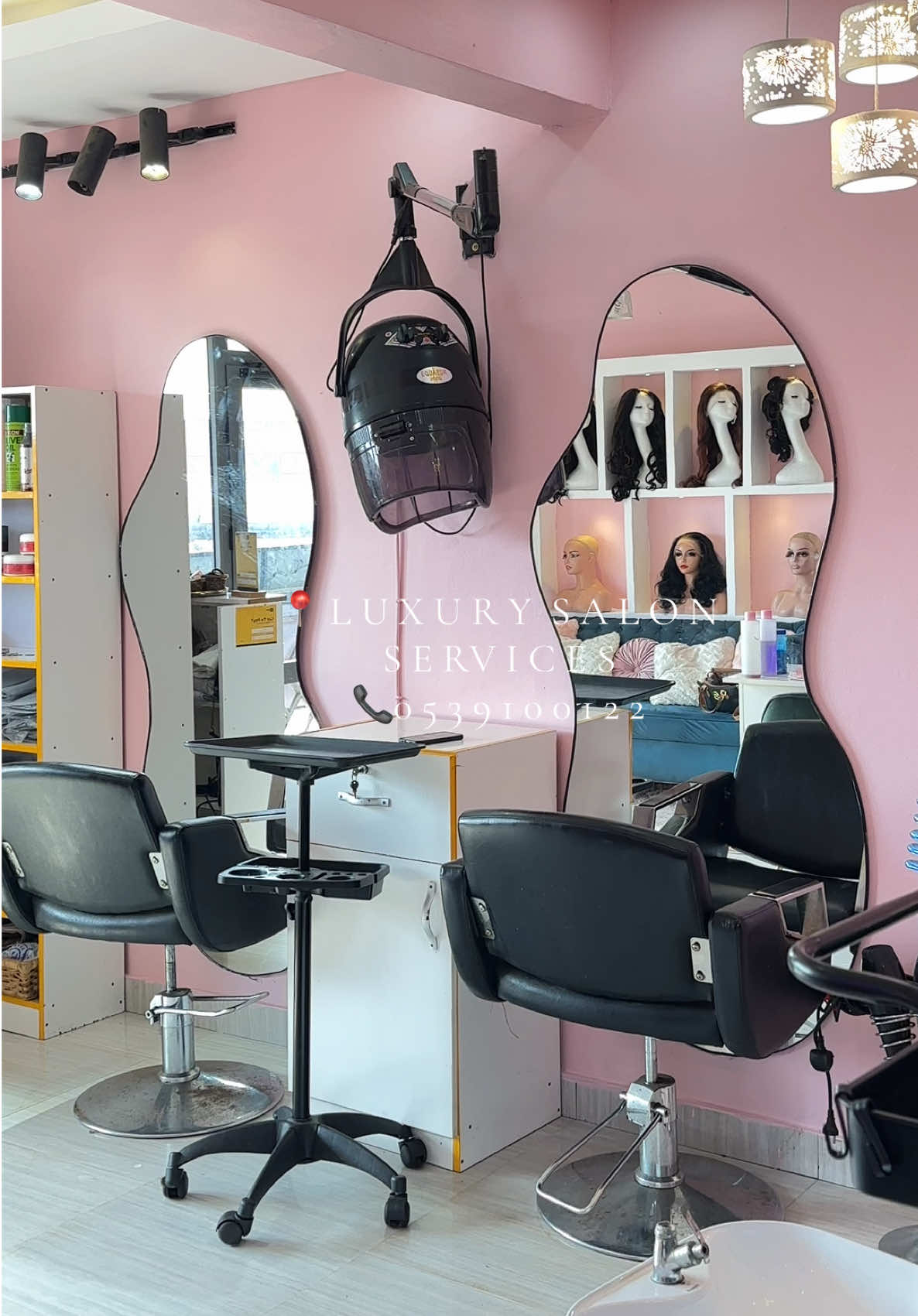 @LUXURY SALON SERVICES.