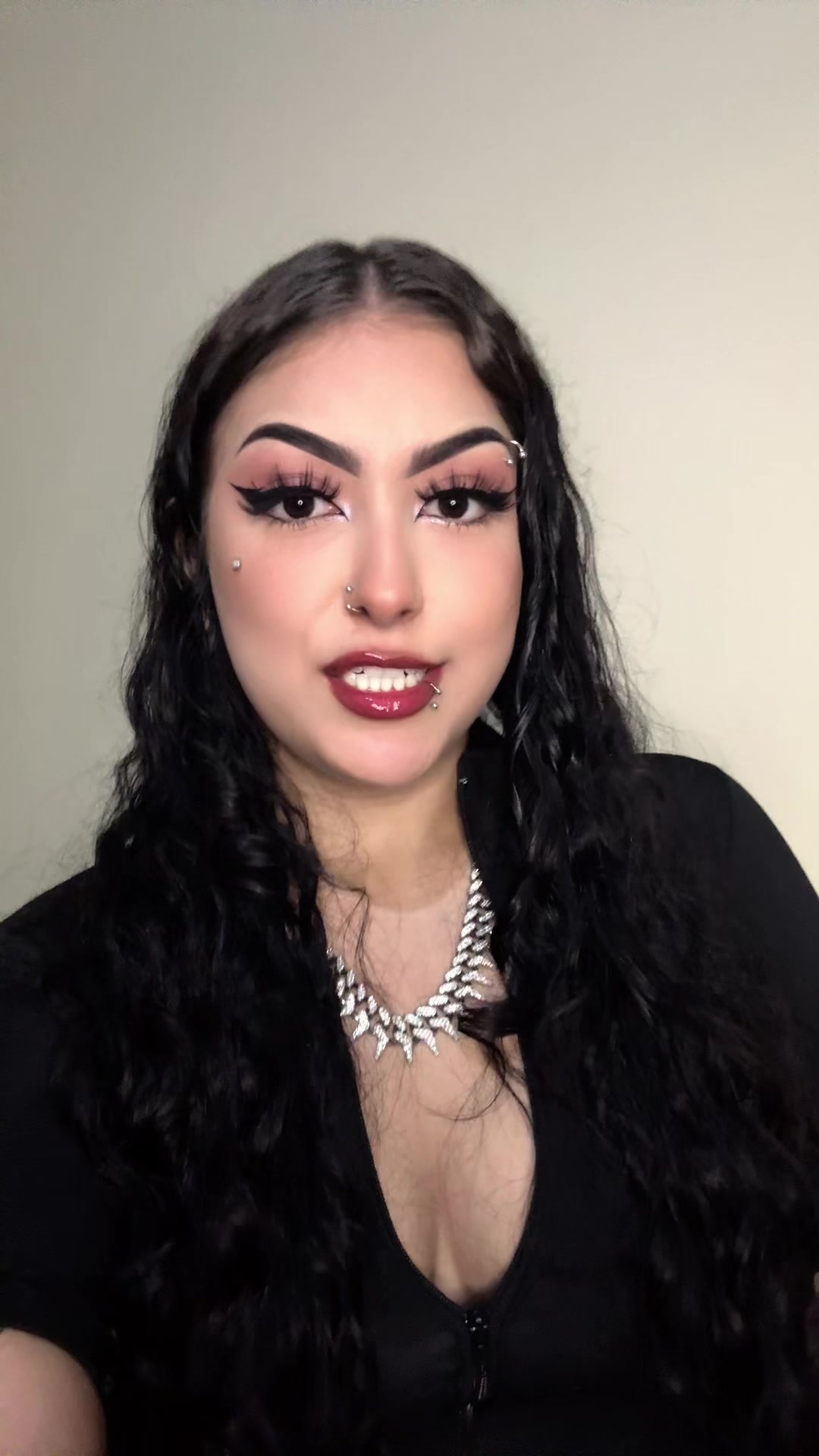 @Queen_darkness🖤🔪⛓