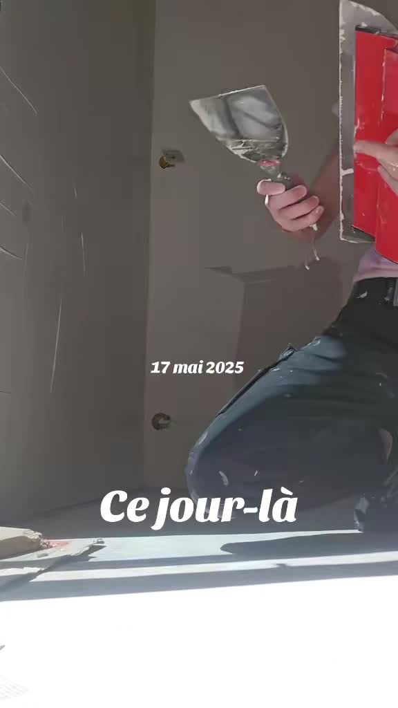 @Sàndriine la peintre 🖌👷♀️