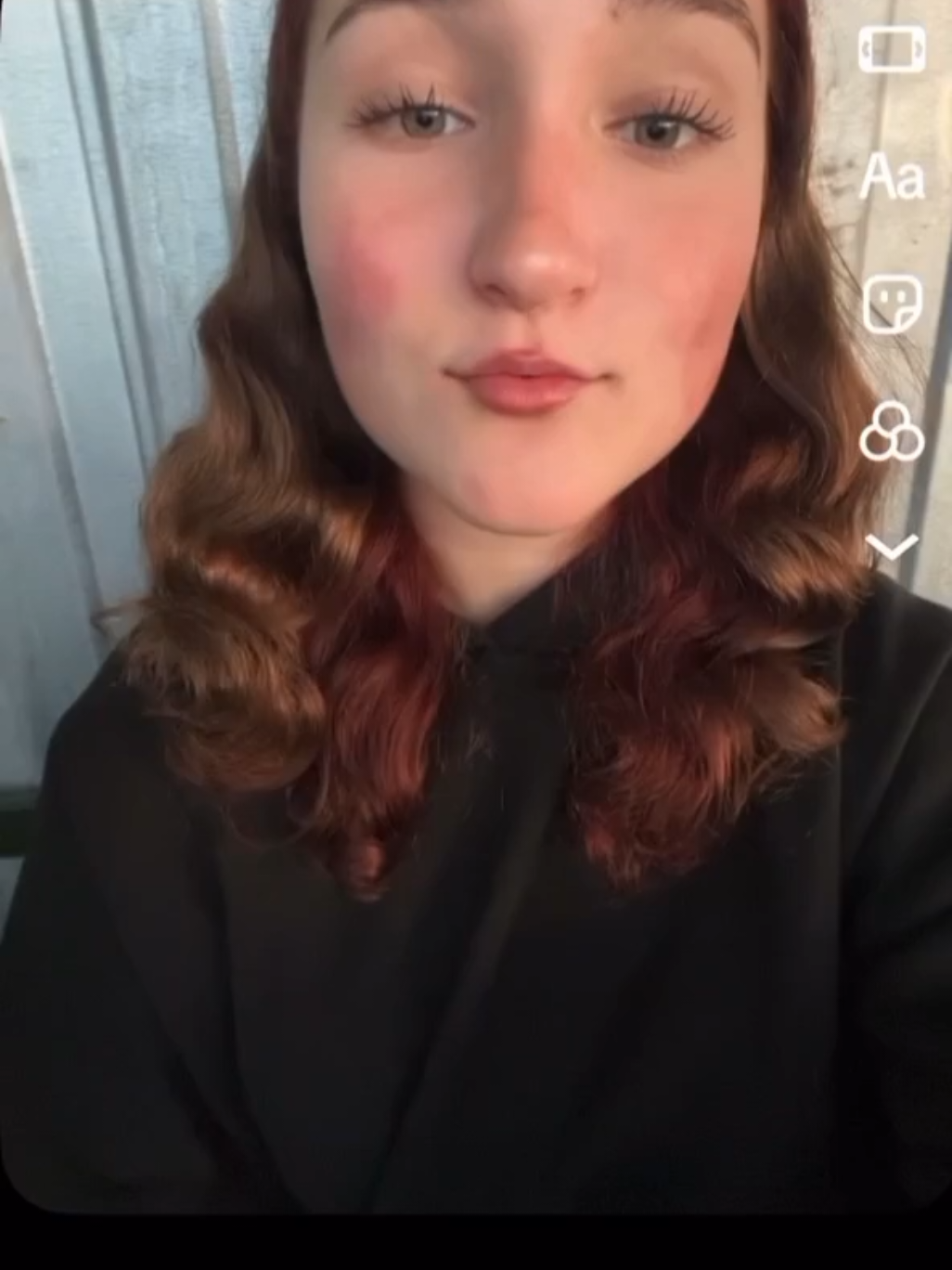 @🙇🏻&zwj;♀️