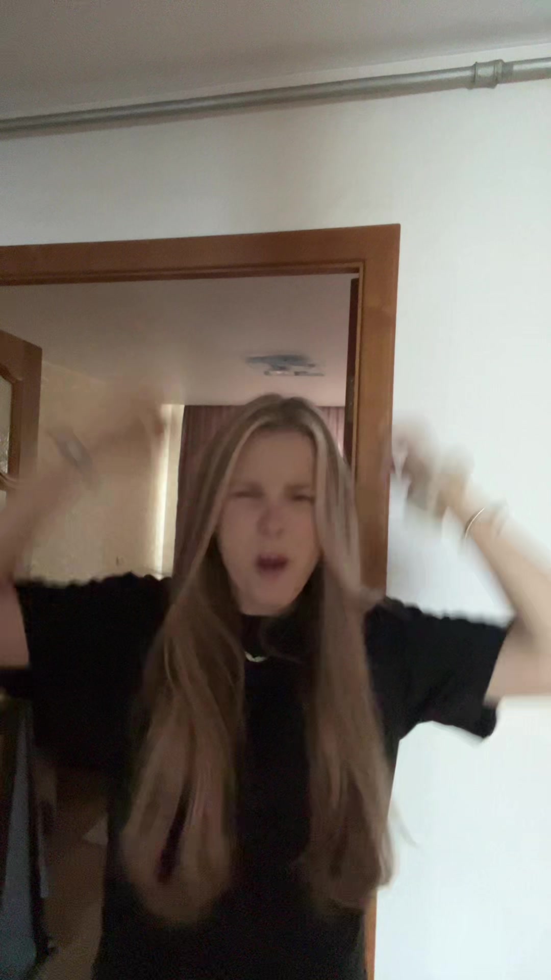 @еее