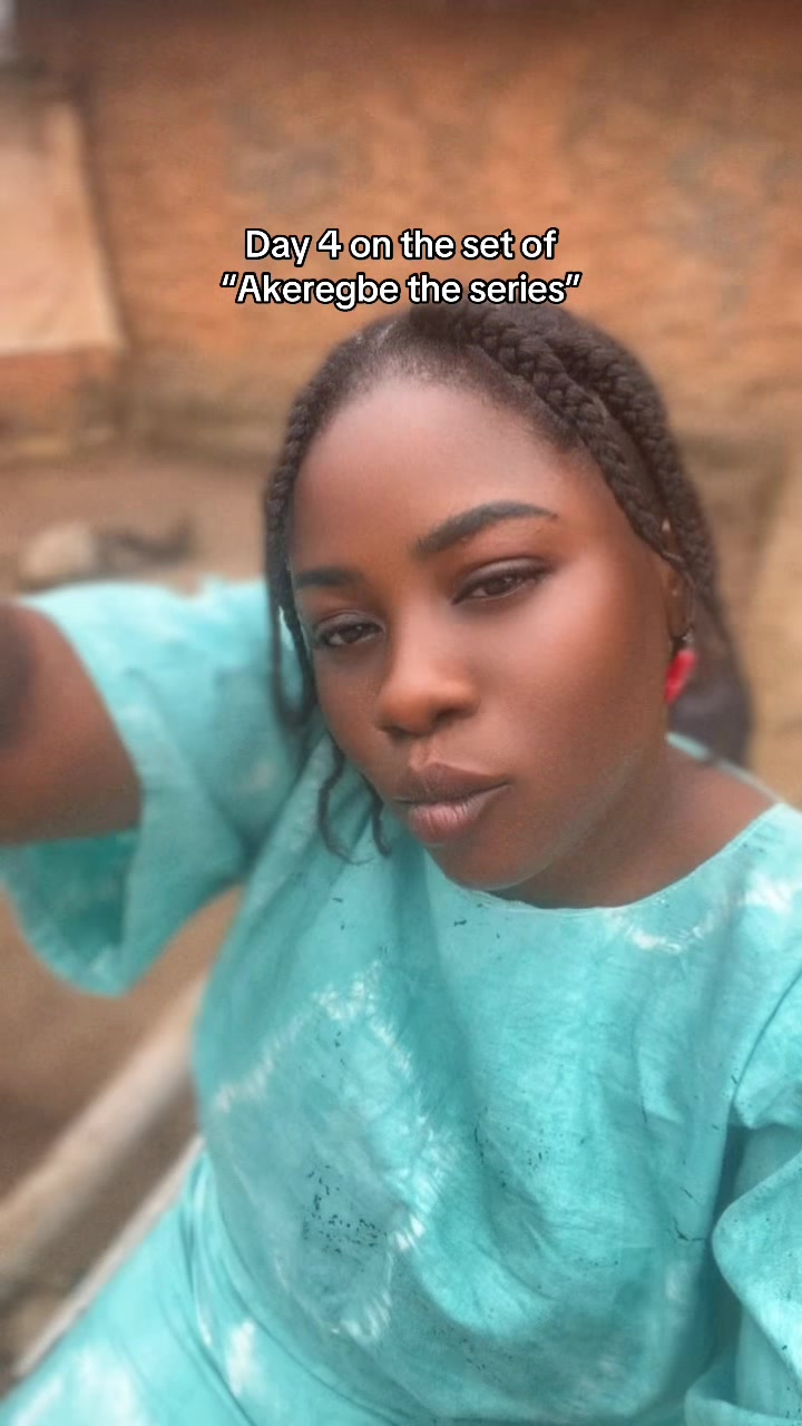 @Its_official_arike🌹