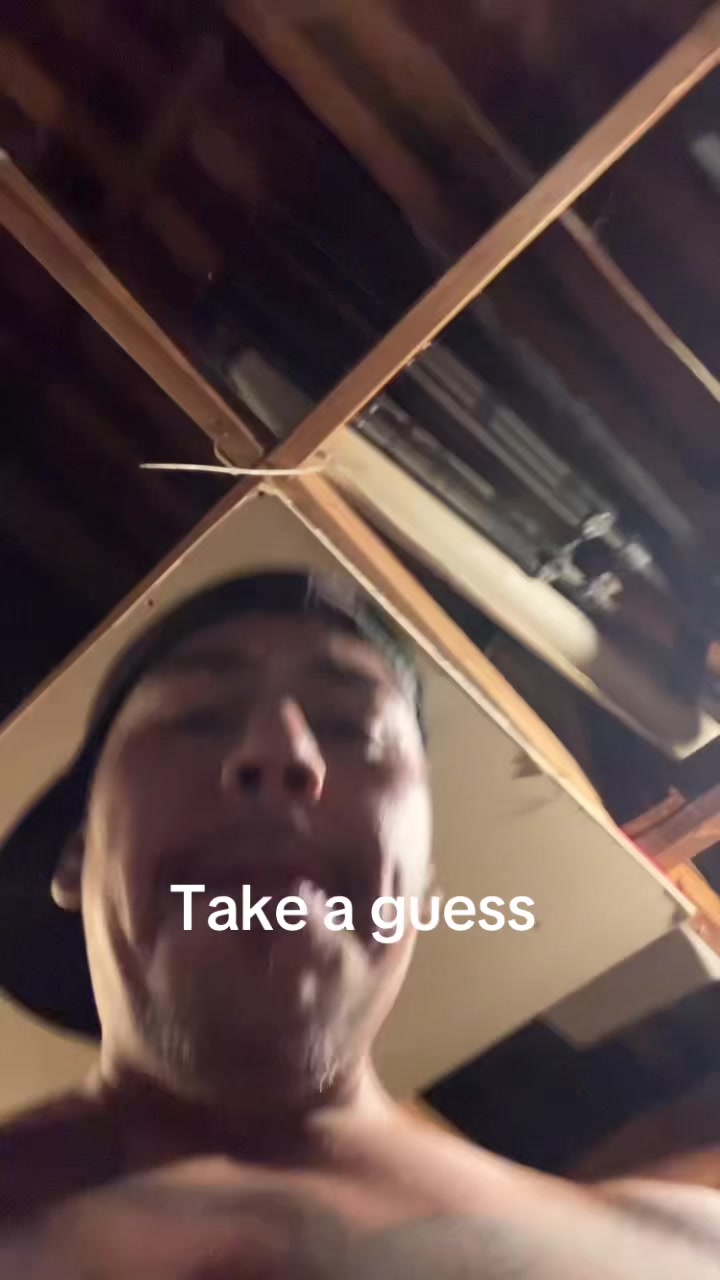 @Benny b