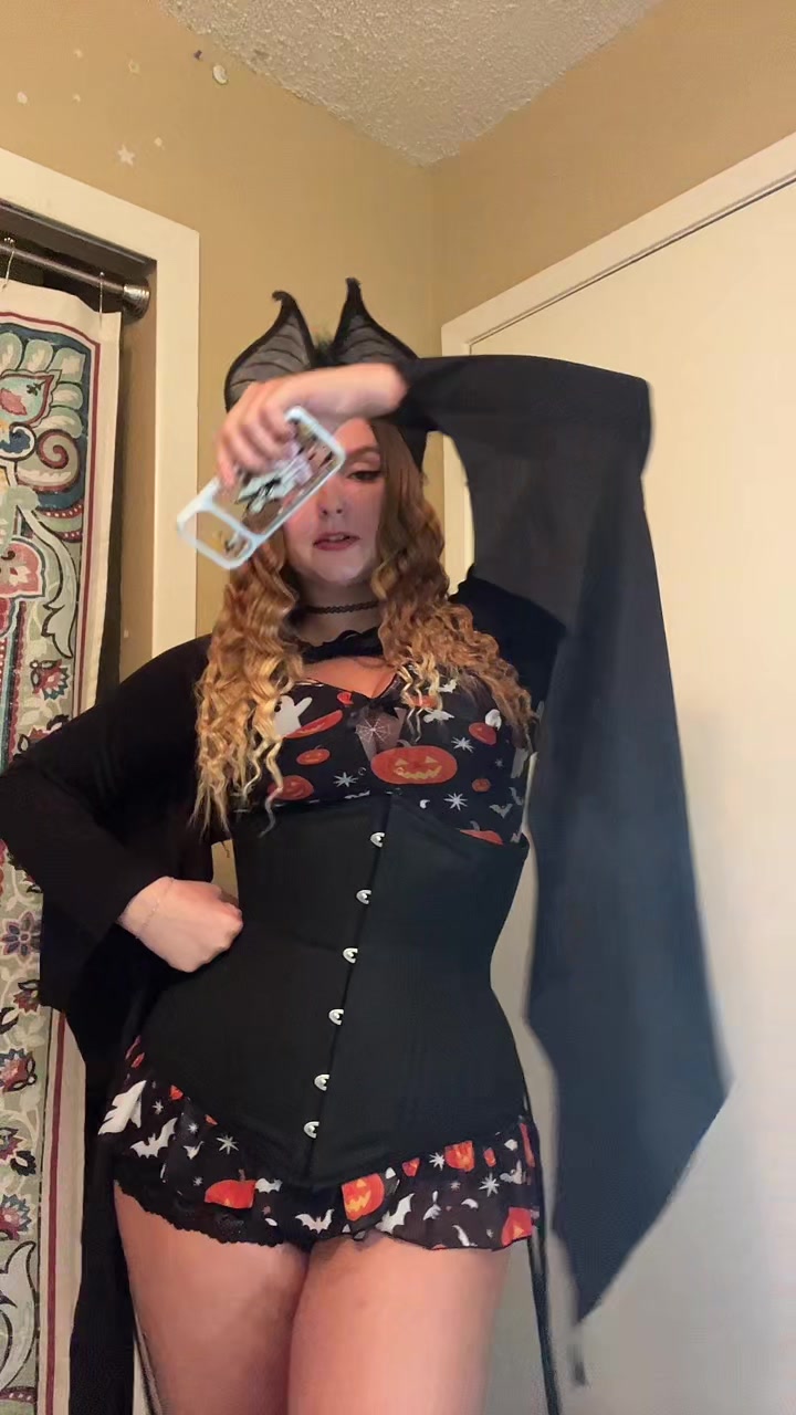 @Sirenserenity7