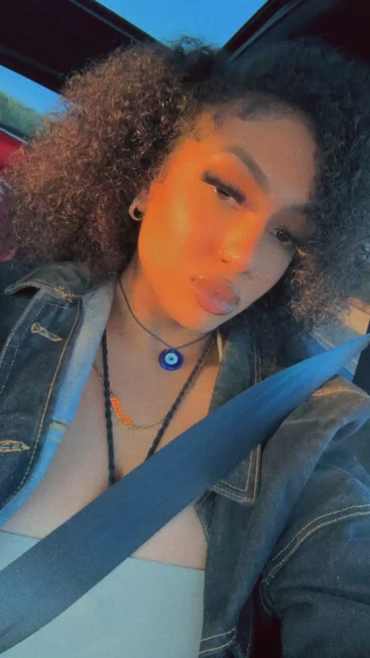 @Finding Queen✨