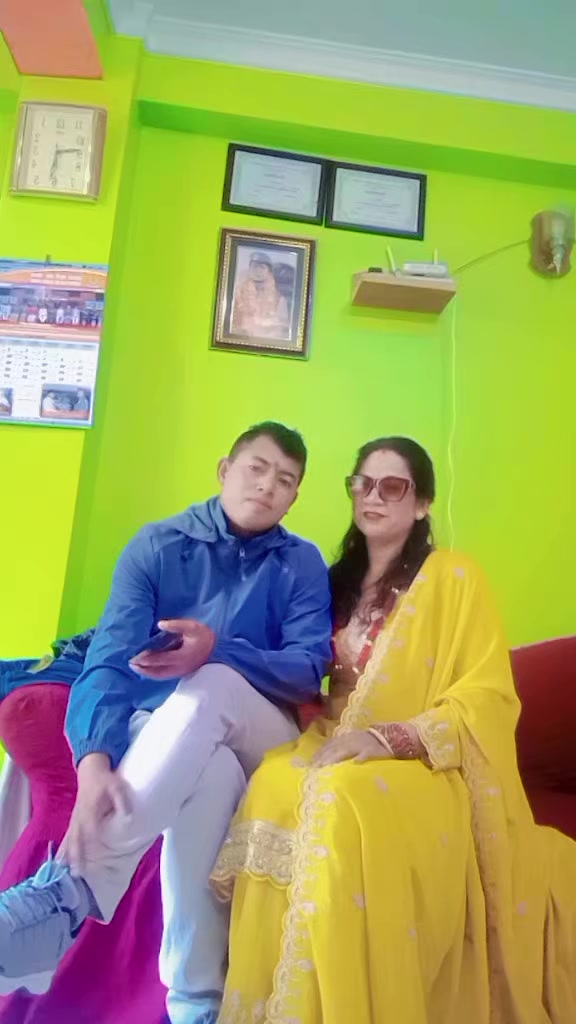 @😘अनिता बखती ❤️