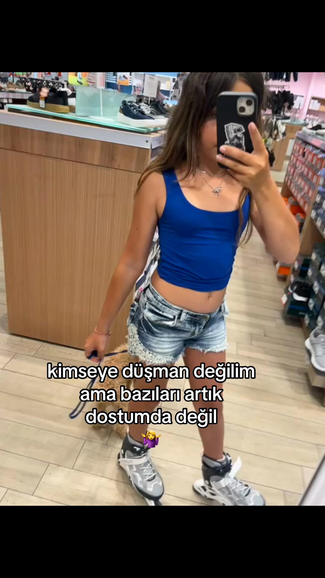 @skinyjean