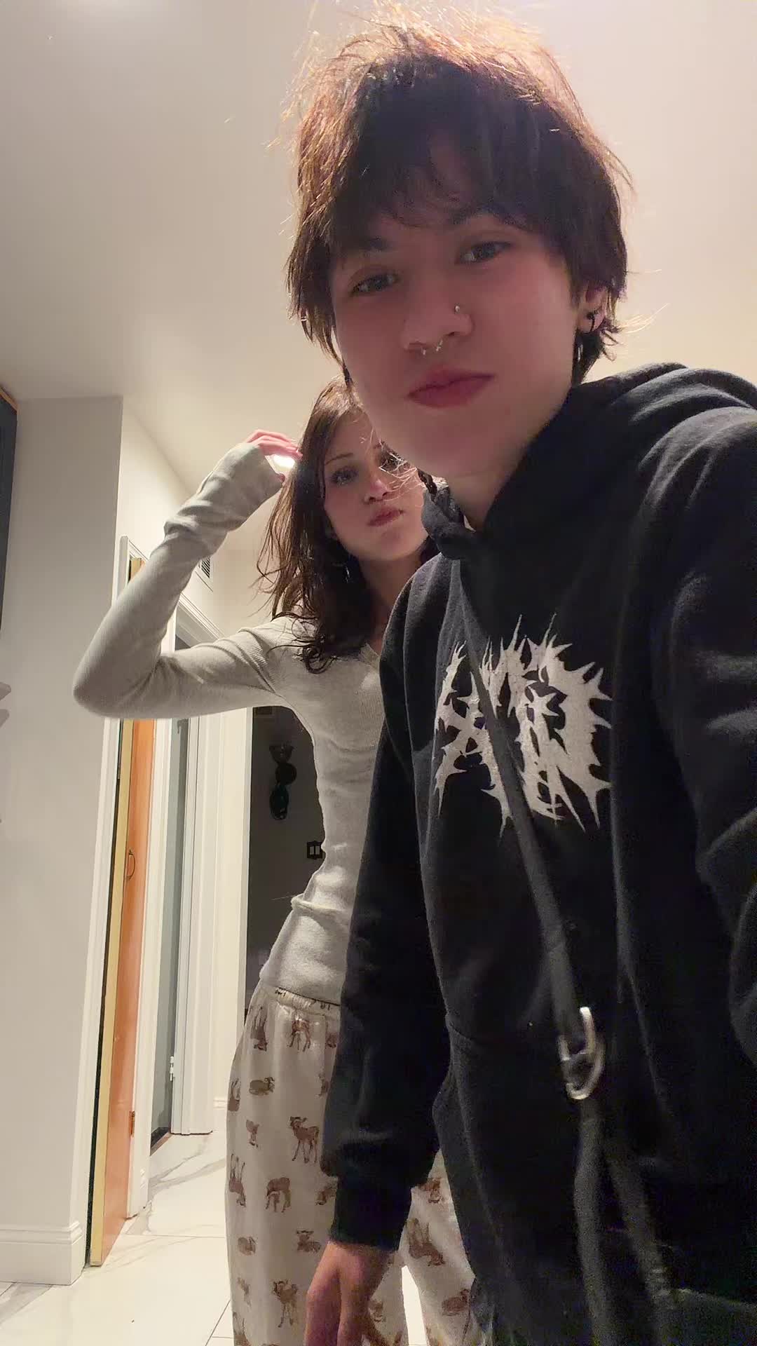 @Vlog Squad