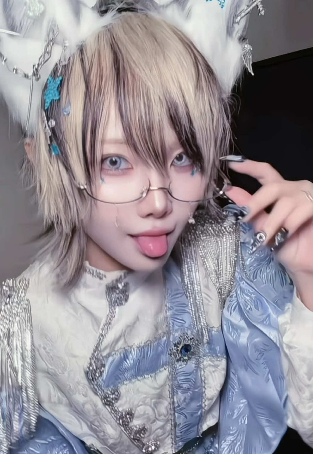 @ぼたん / botan