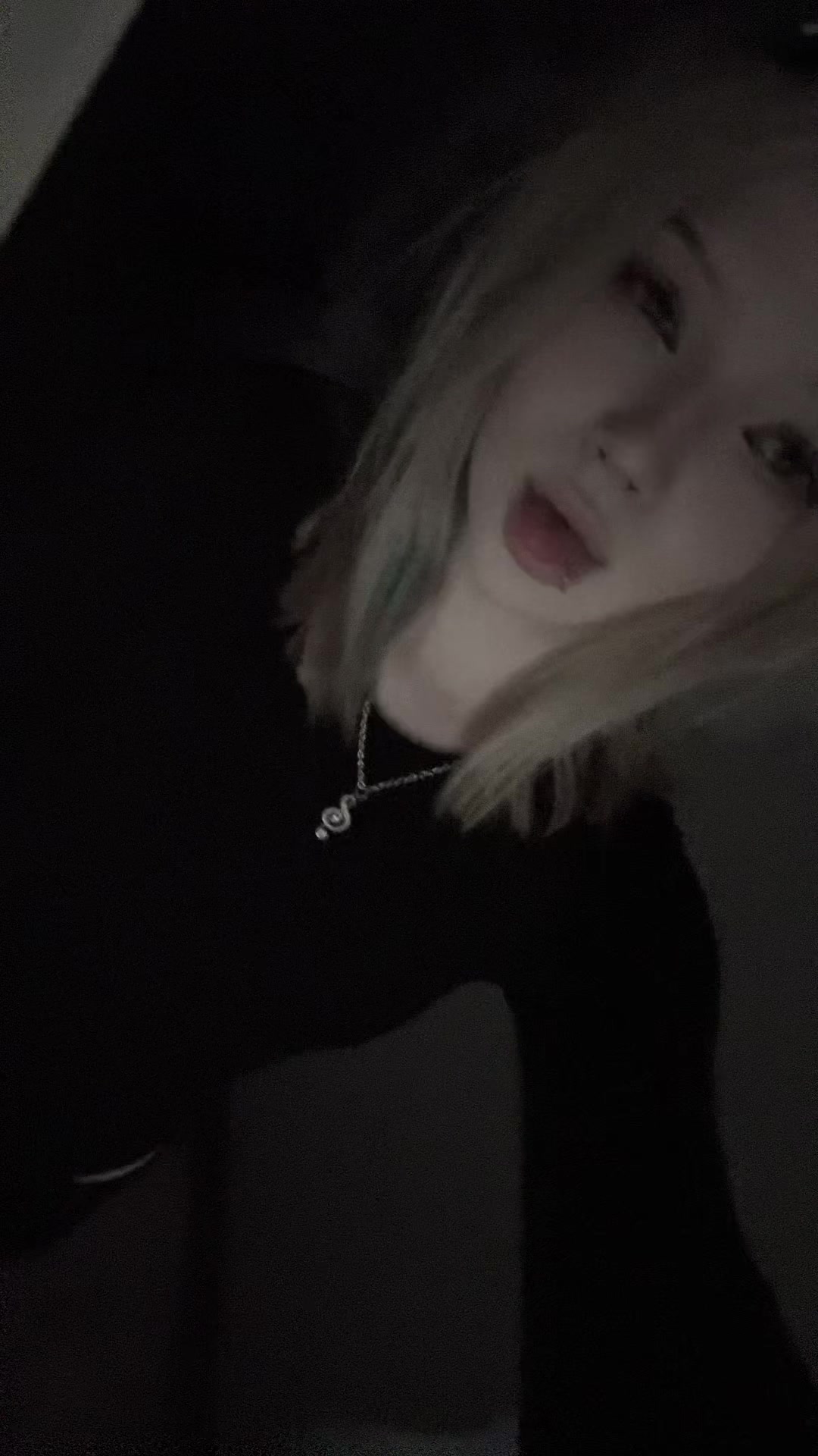 @лiквiс