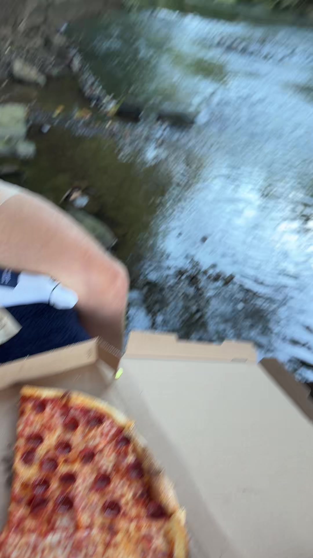 @Bella