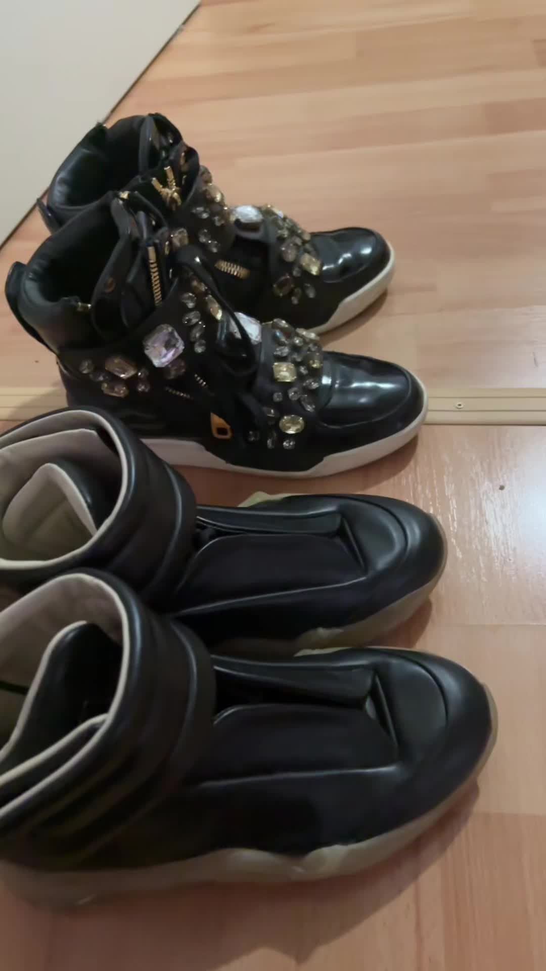 @freakyykiiki