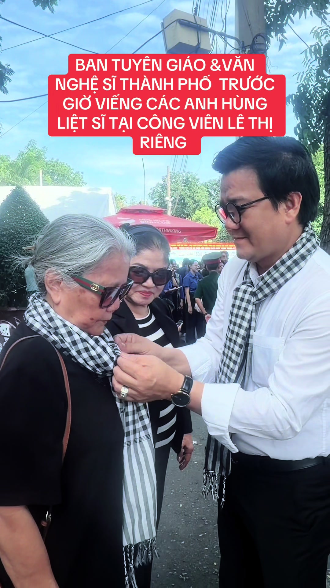 @LÊ TỨ-HÀ NHƯ