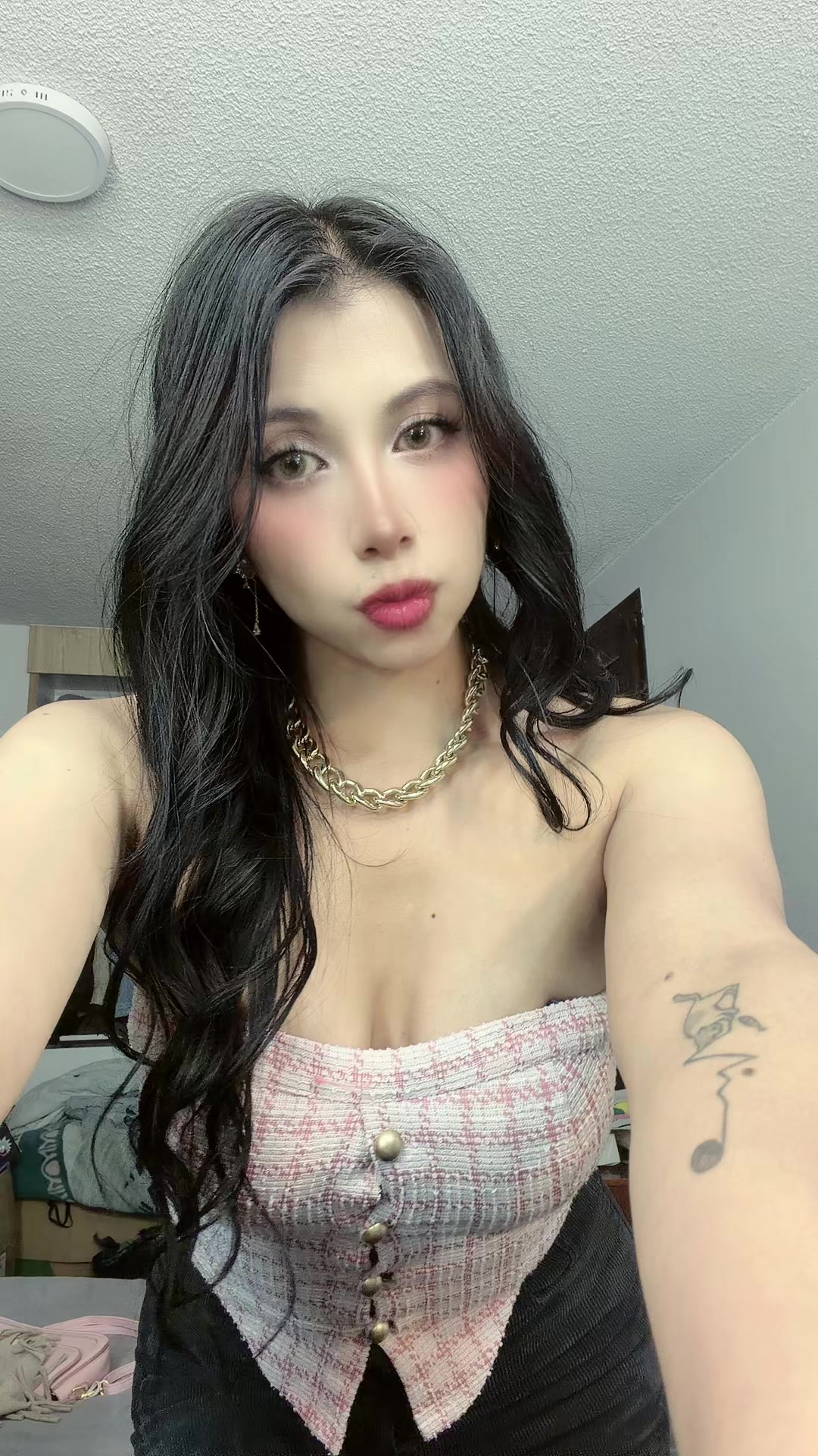 @Gigi 🌙