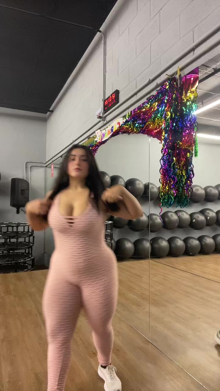 @Thayamaral.ss