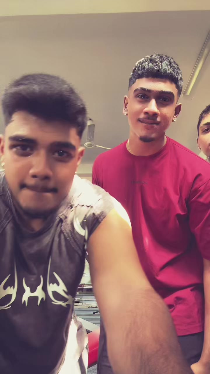@🇱🇰!