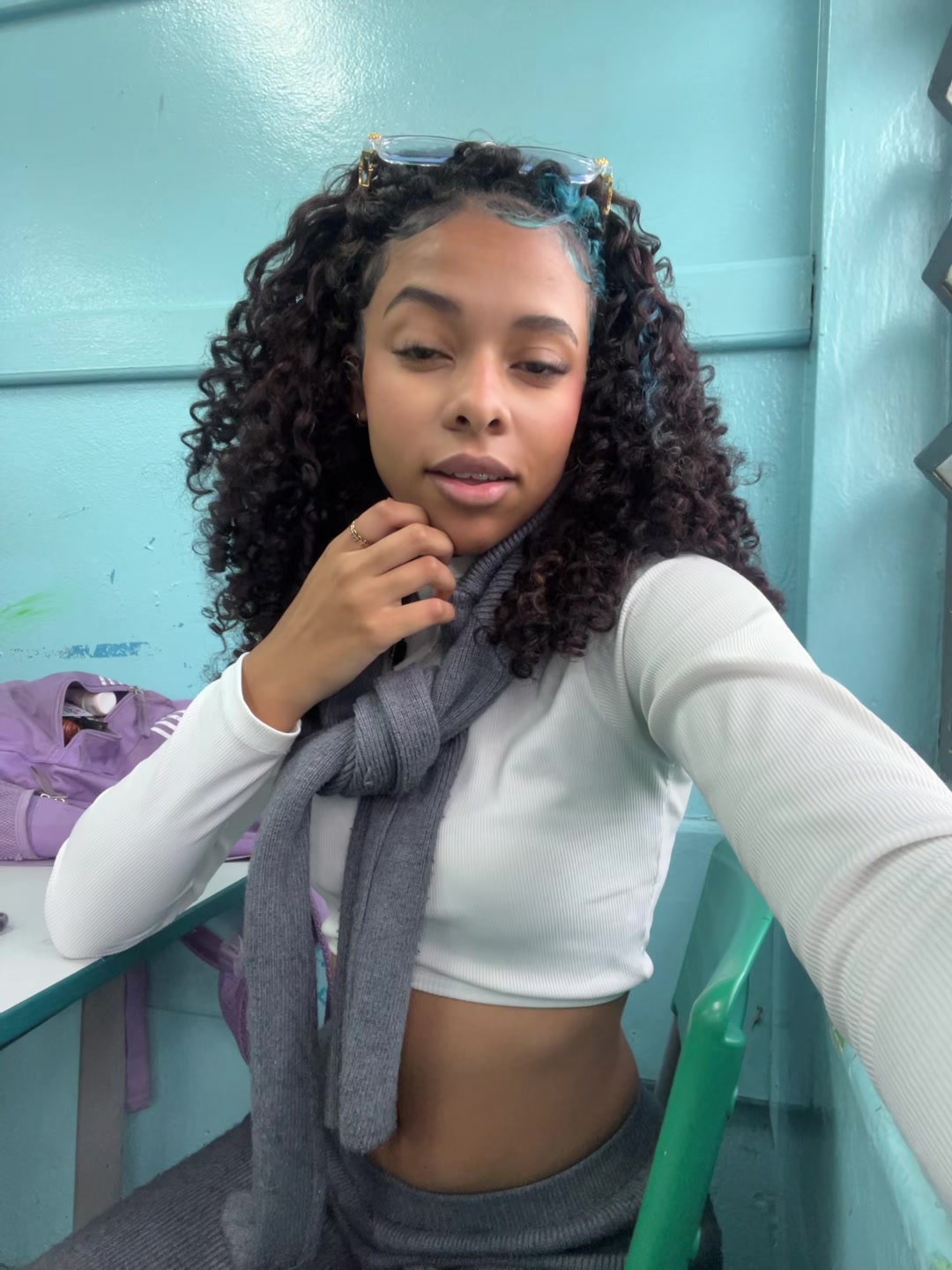 @👩🏽💻