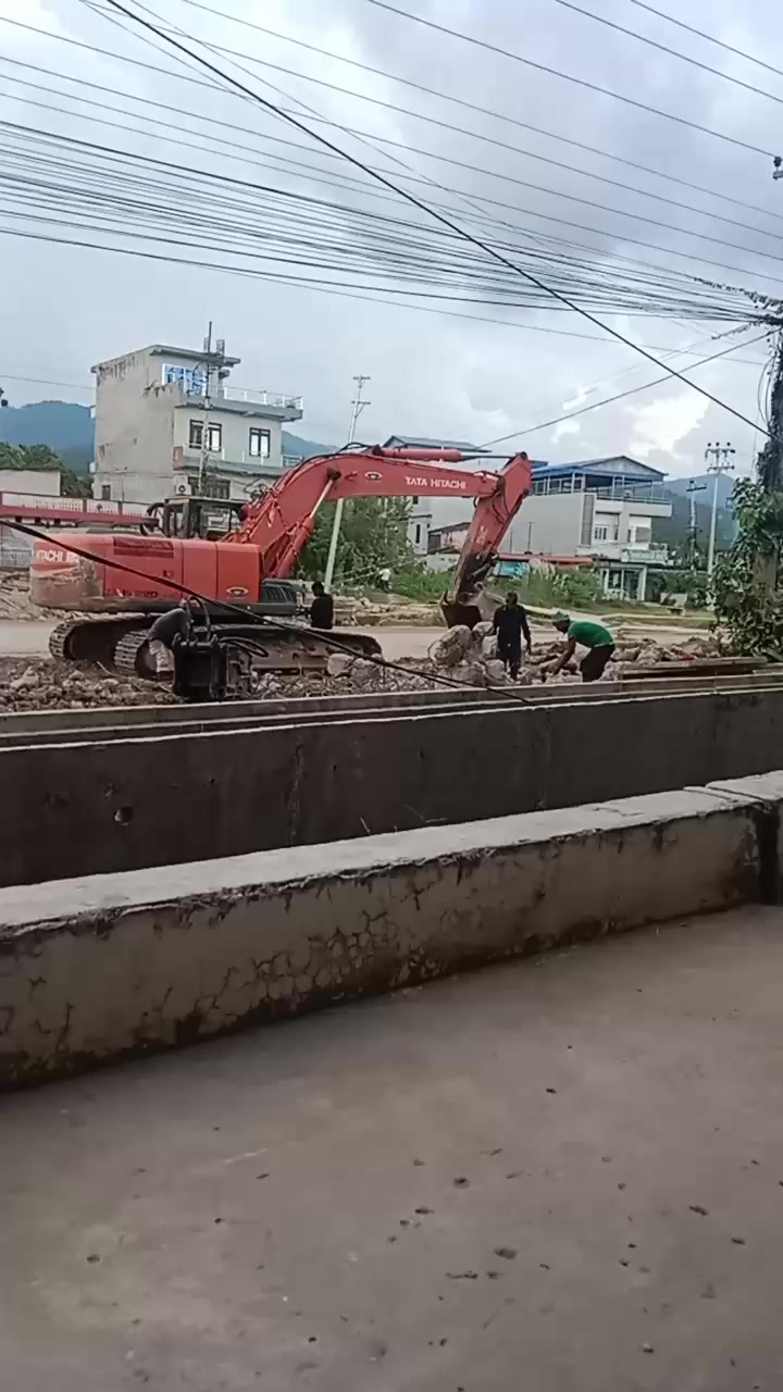 @puspa13557