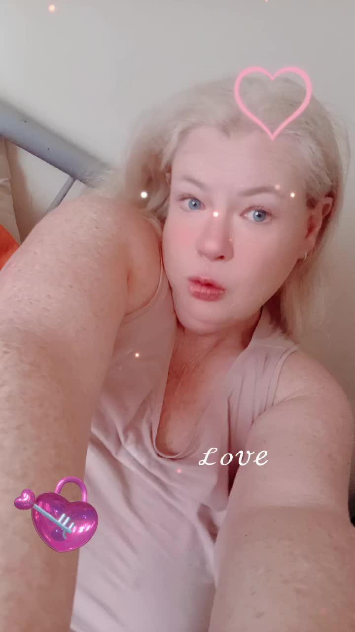 @nevergiveupqueenbee12345queen