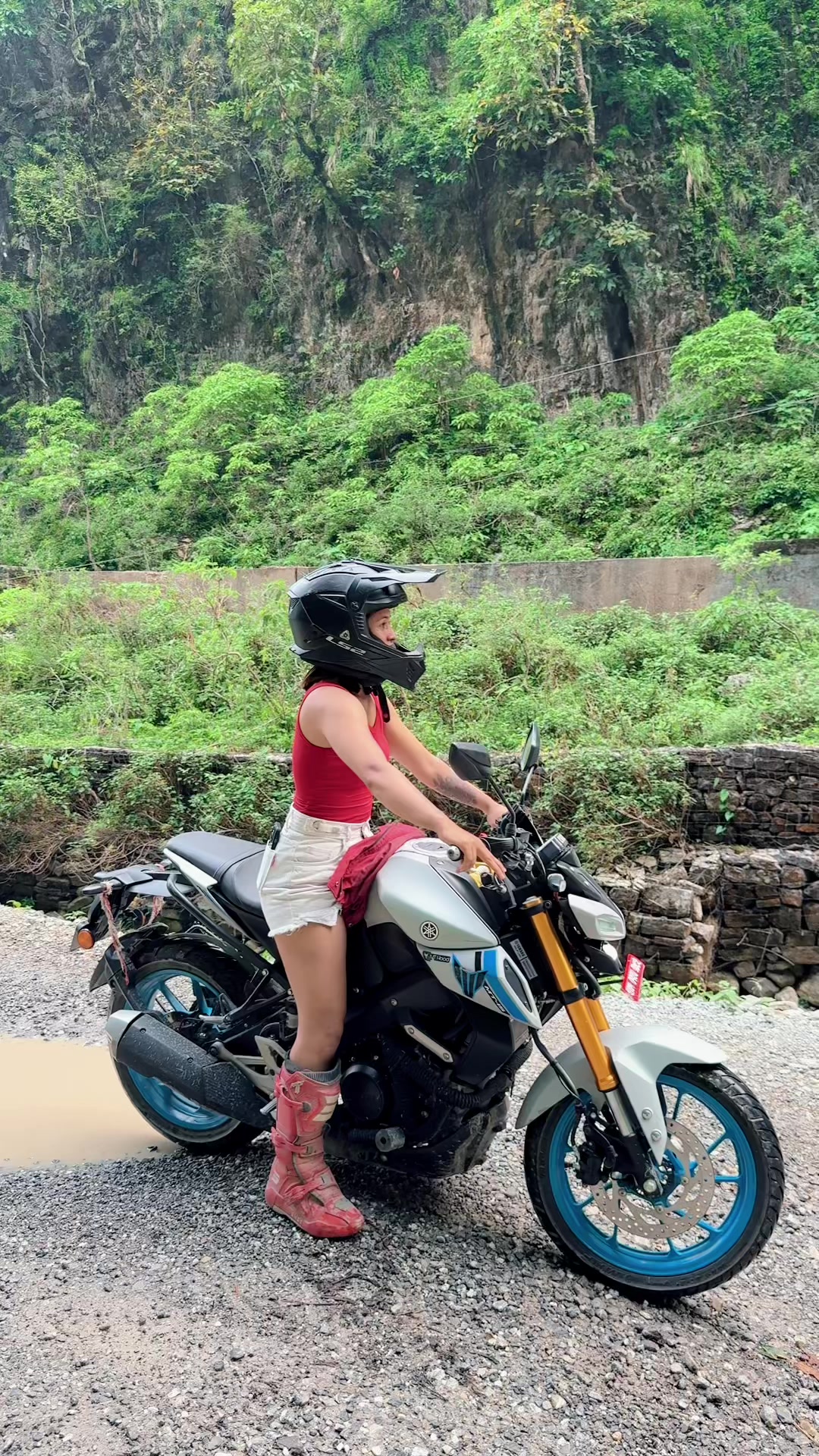 @Rc.rijal🌼🖤❤️