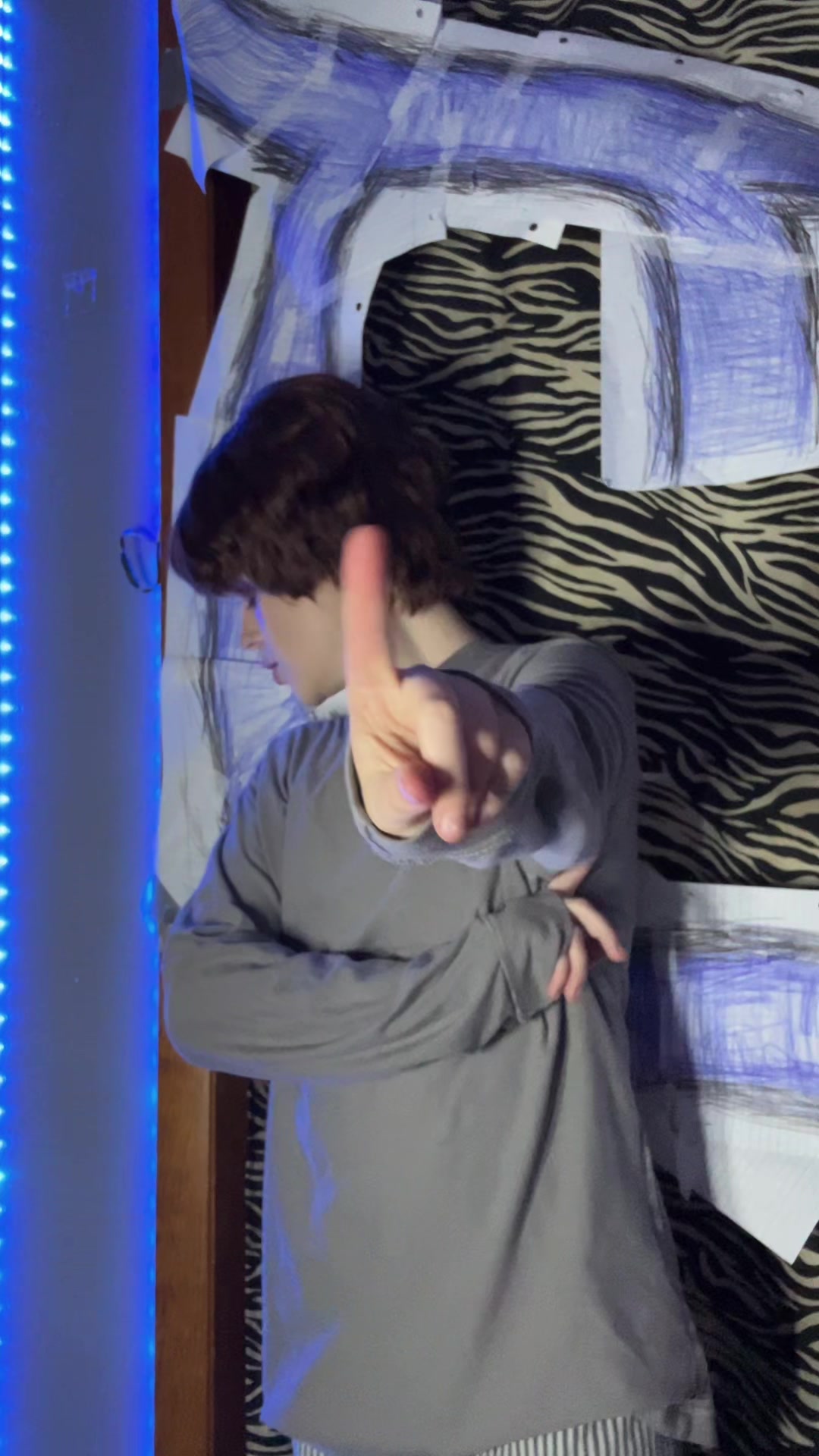 @☻ EJ ☻