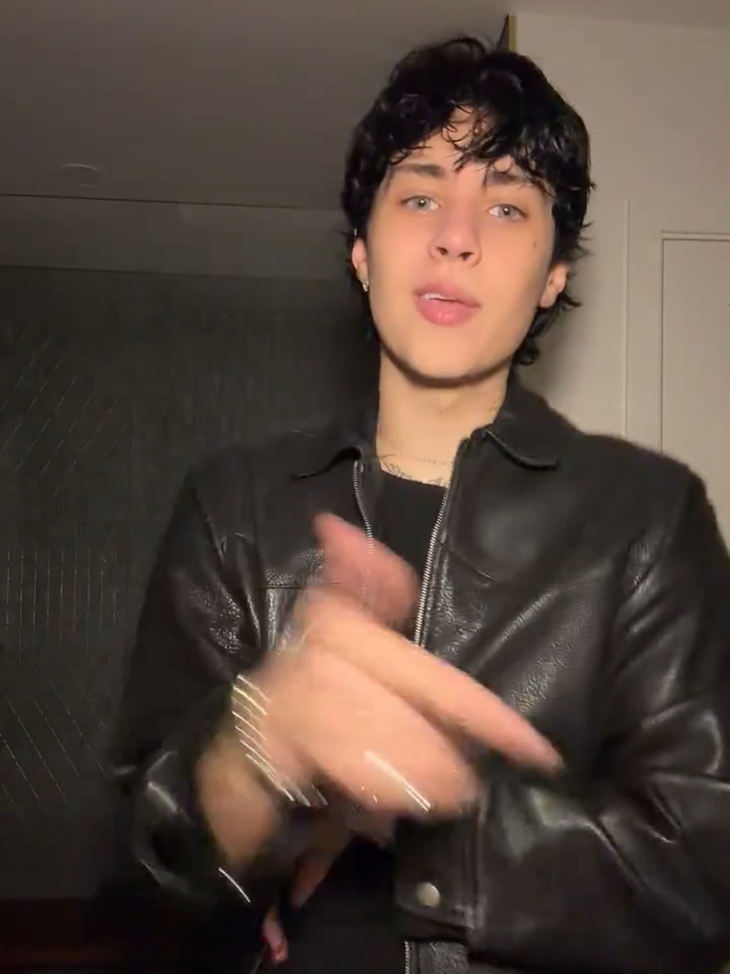 @landonbarkerdaily