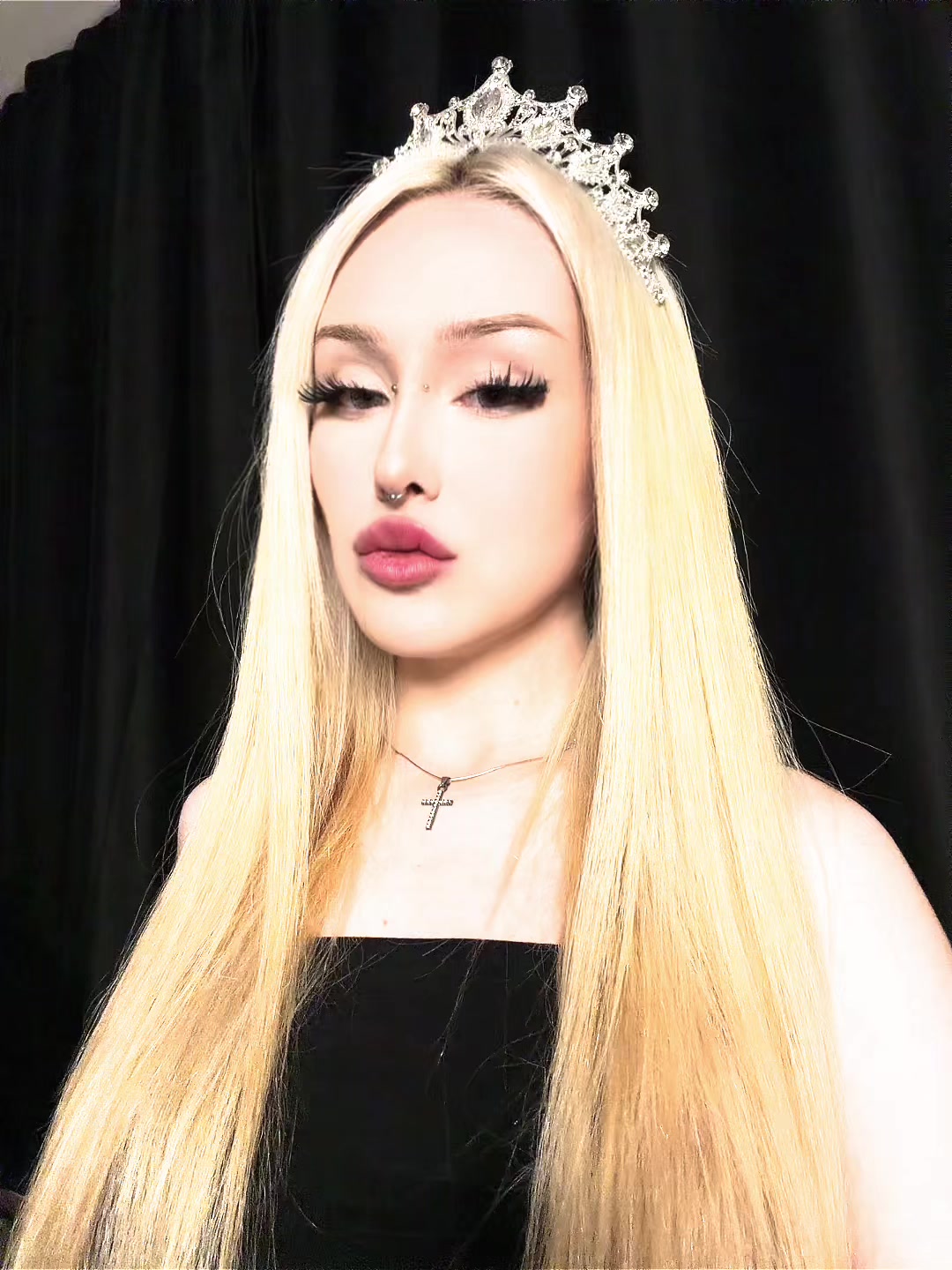 @тгк iamfrolova (фролова🖤🦇)