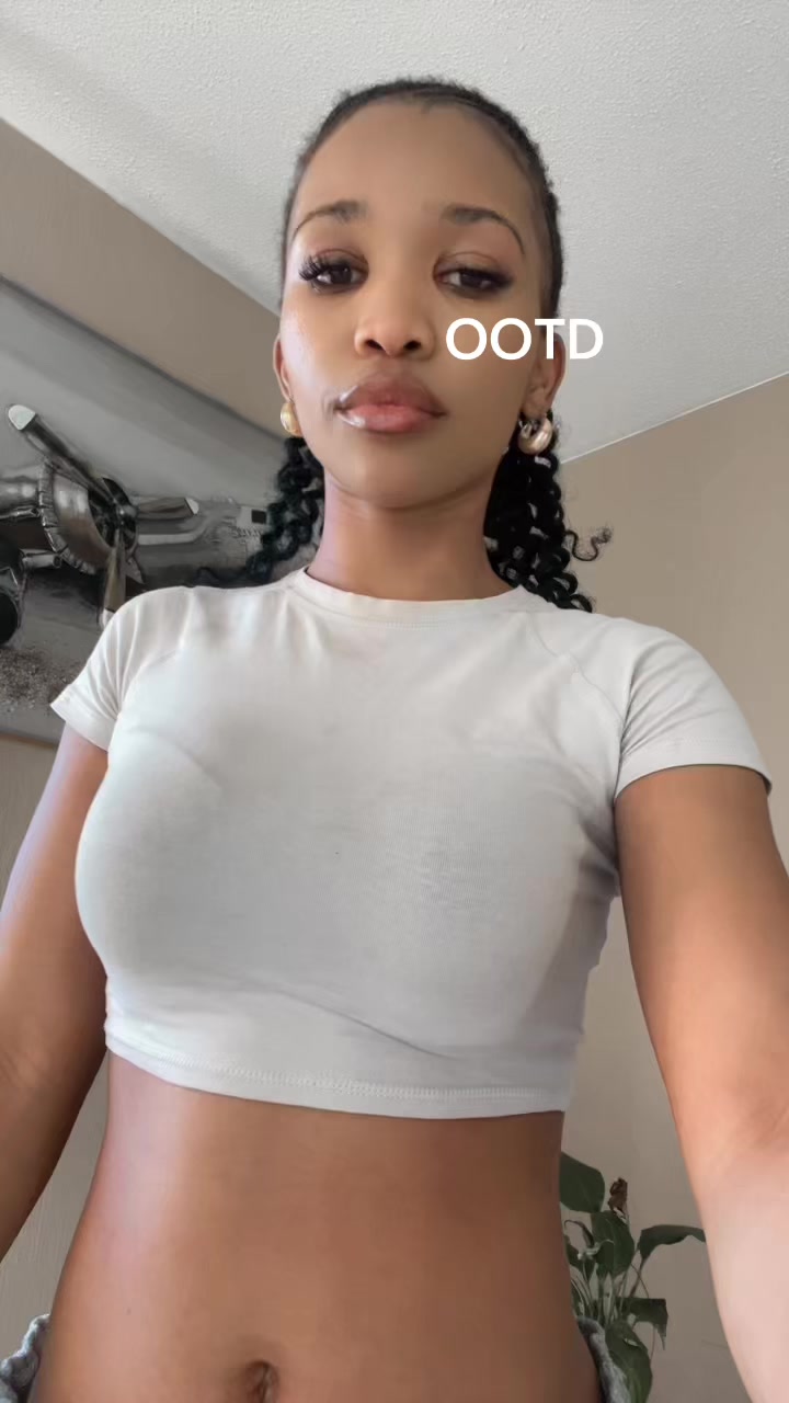 @Tlholohelo