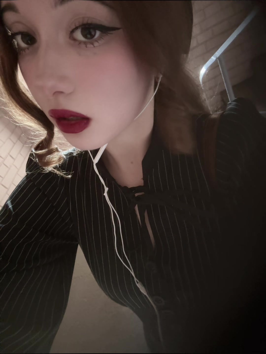 @𝖾𝗅𝗂.