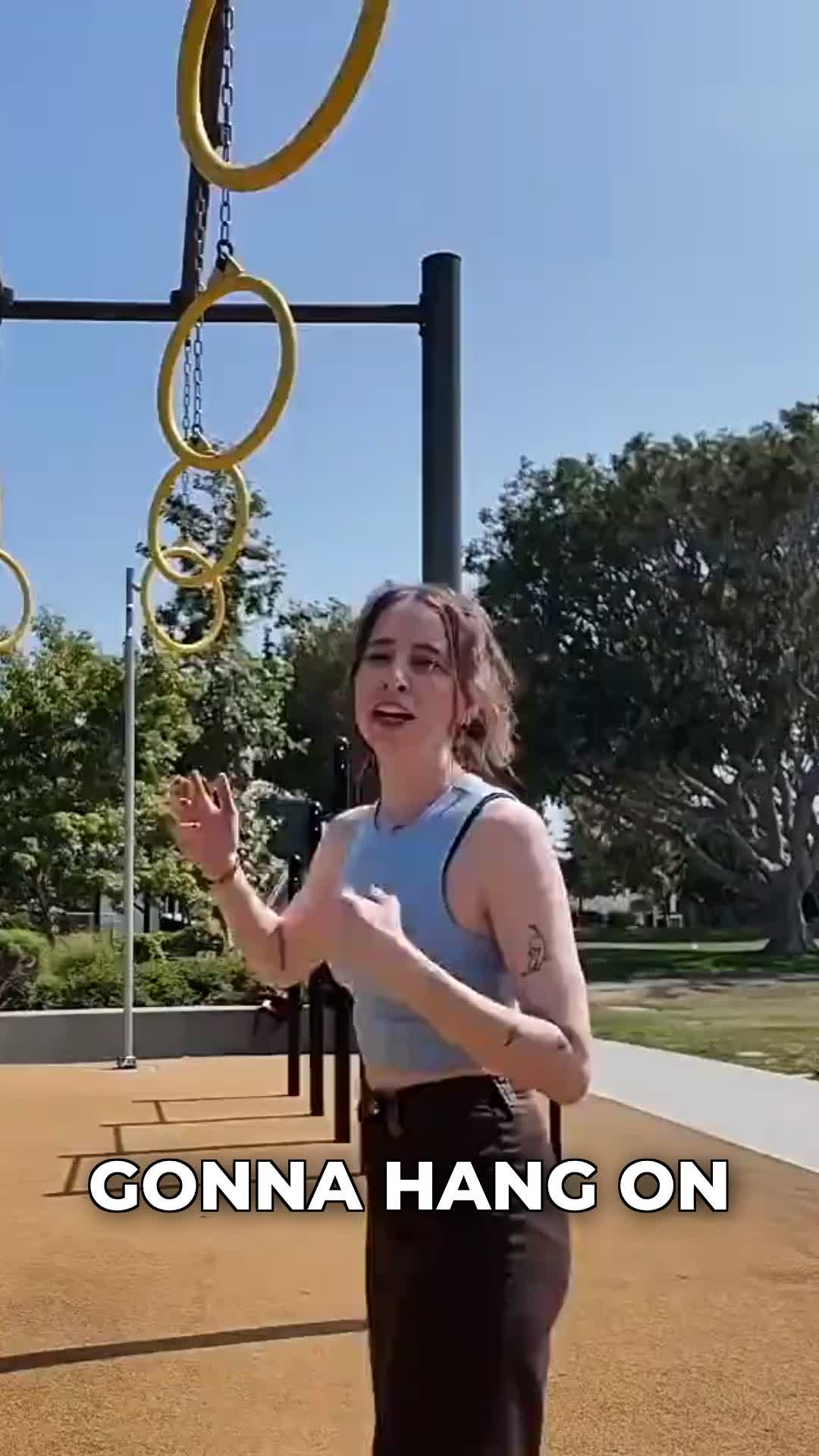 @carlyincontro