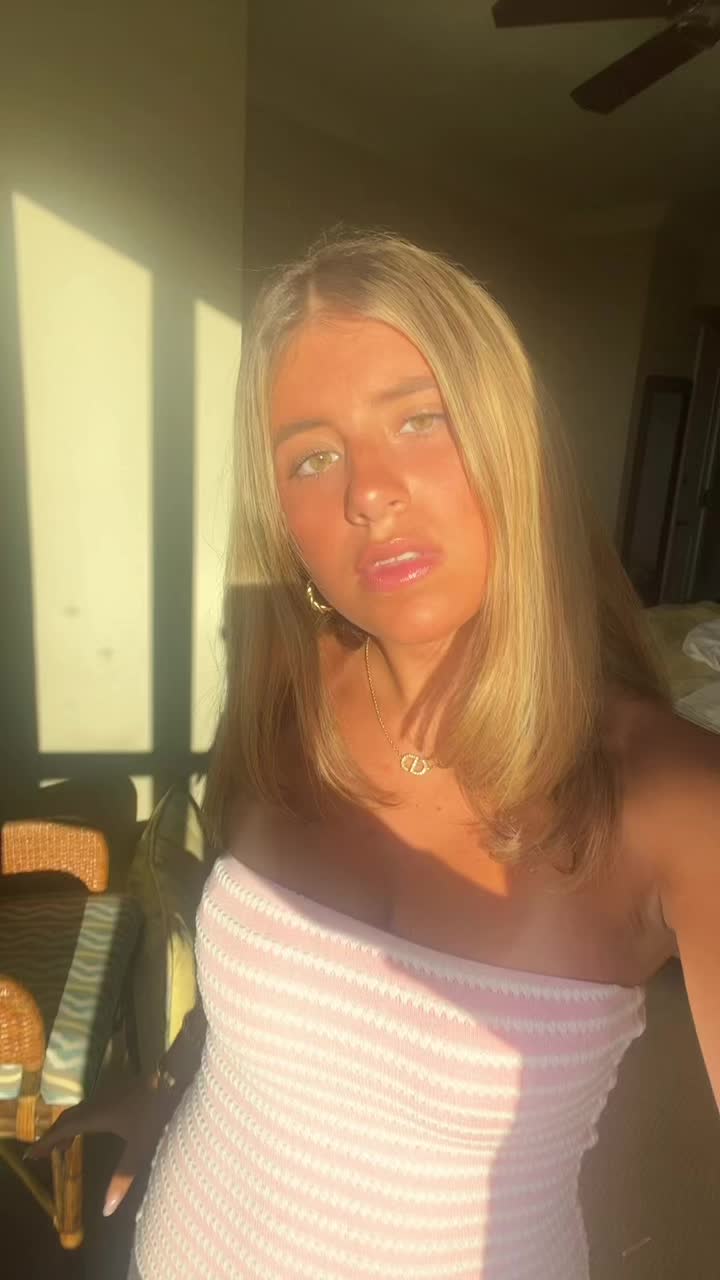 @this is not lizzy🥱