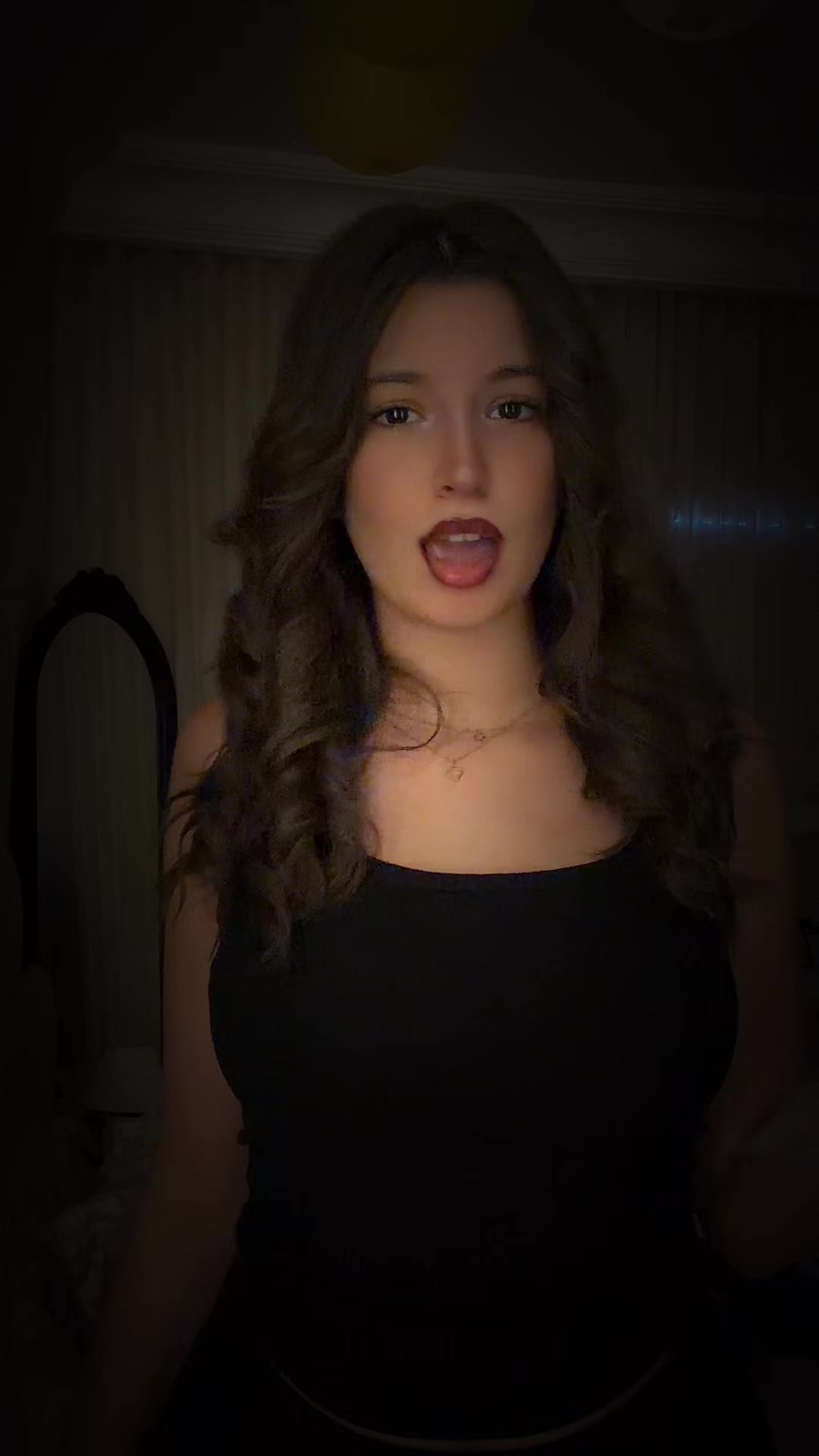 @𝓩𝓲𝔃𝓸𝓾 💎