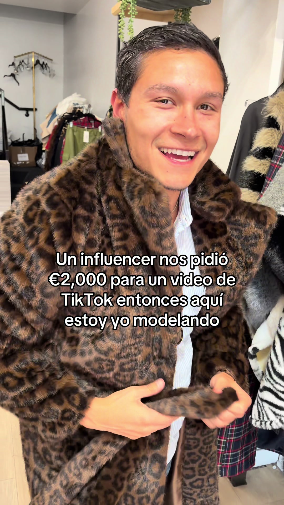@itoofashion