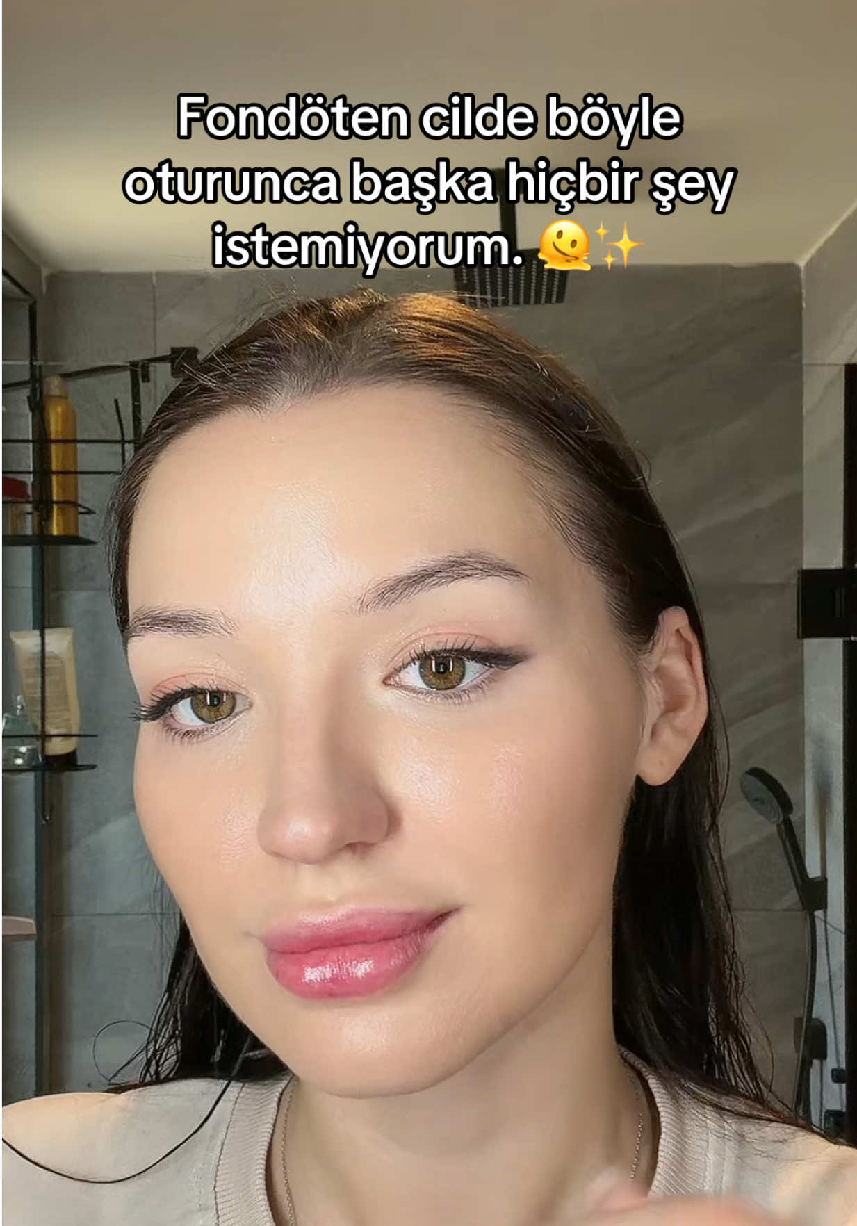 @Anna Gür