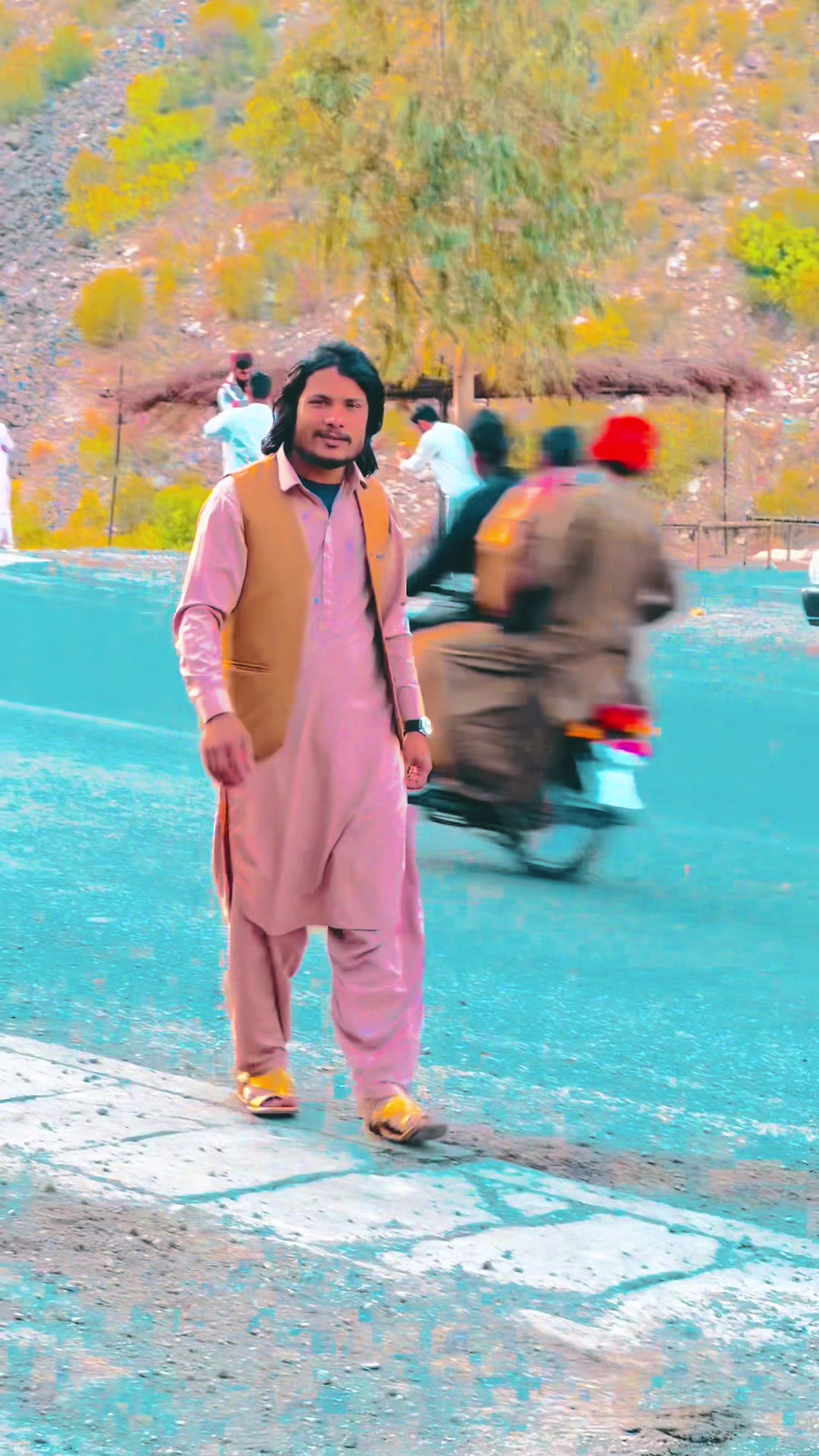 @ذیشان حیدر