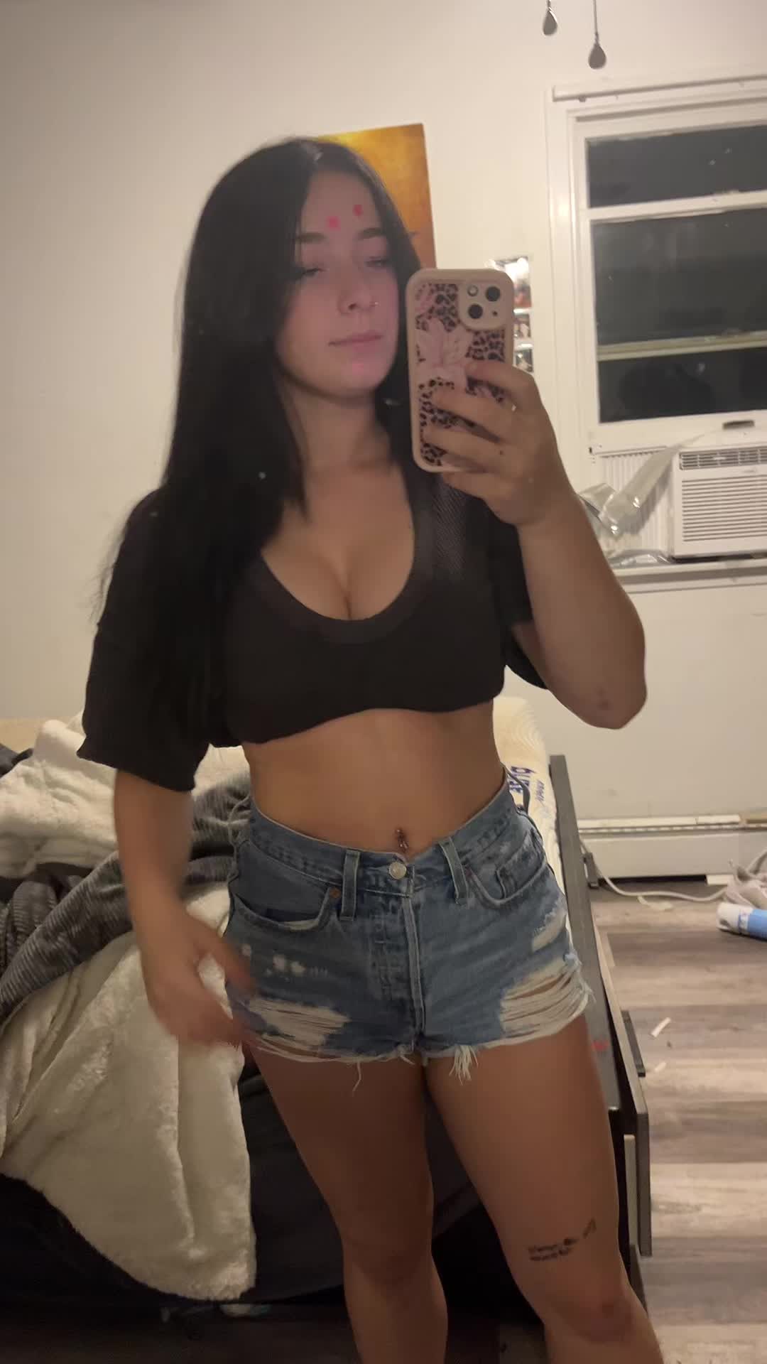 @Elli