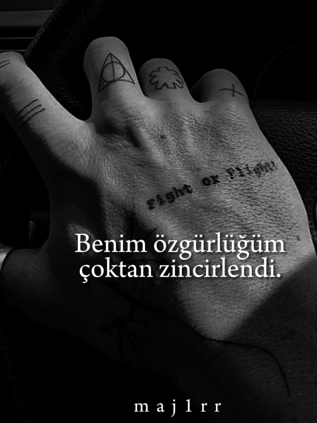 @&bull; 𝑀 𝐸 𝑀 𝑀 𝐸 𝐷 𝑂 𝑉