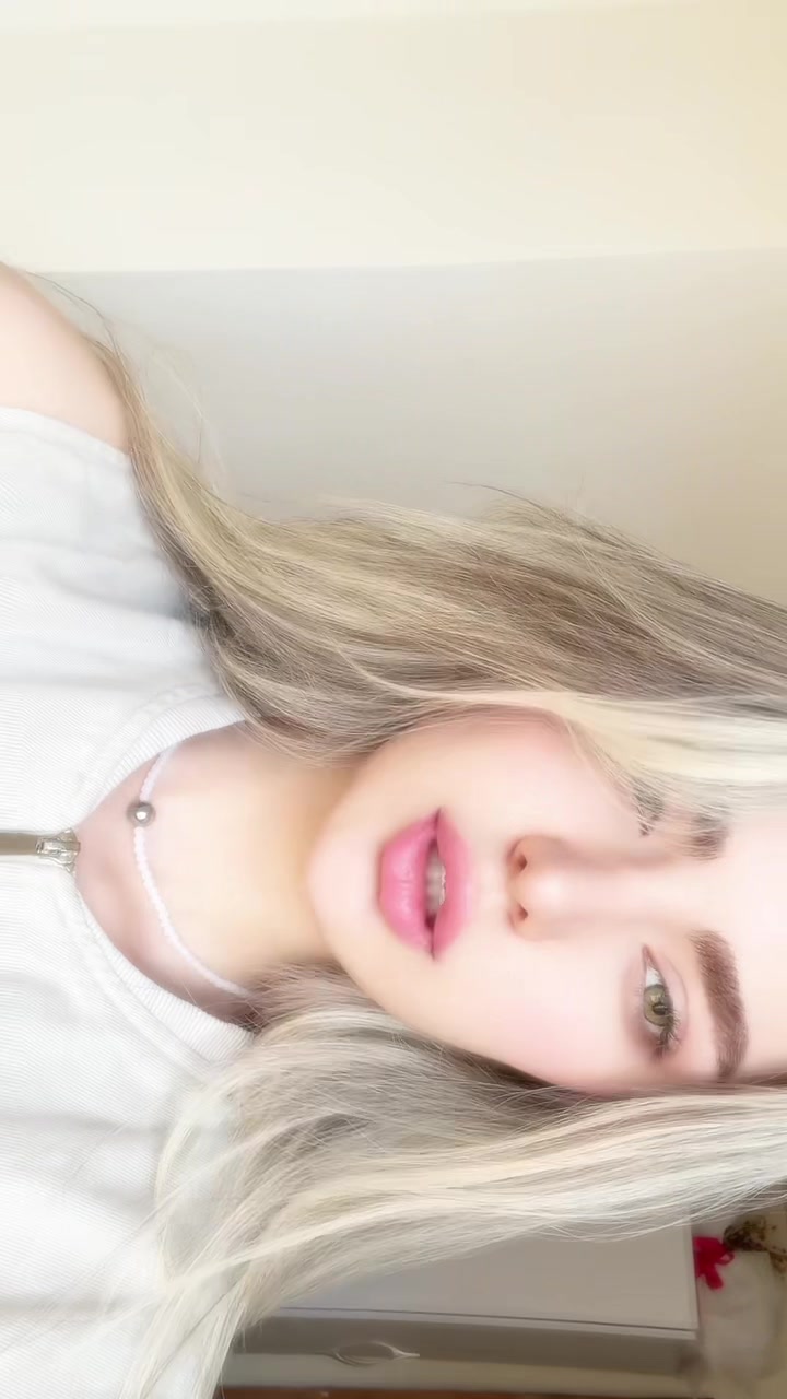 @Yasllina