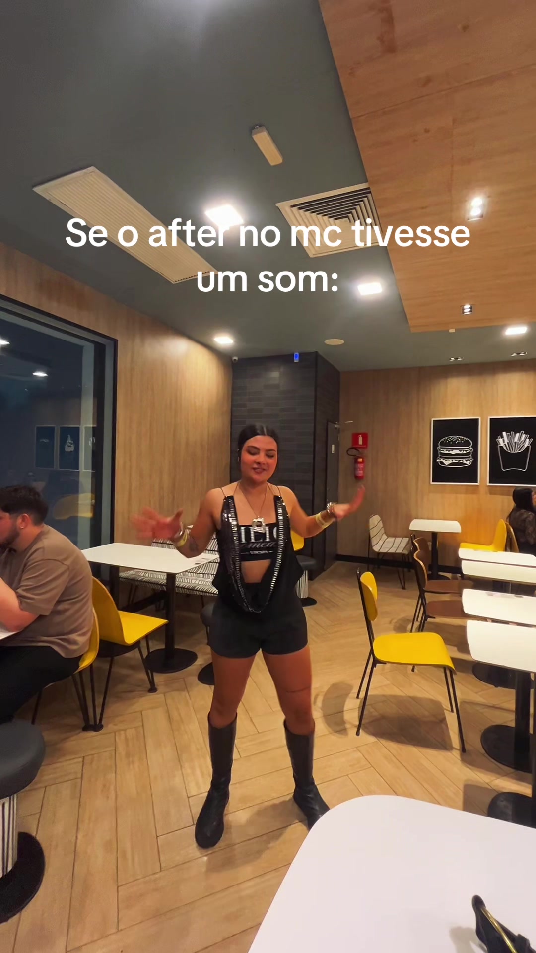 @🥳💋💃🏻🦈🦅✨
