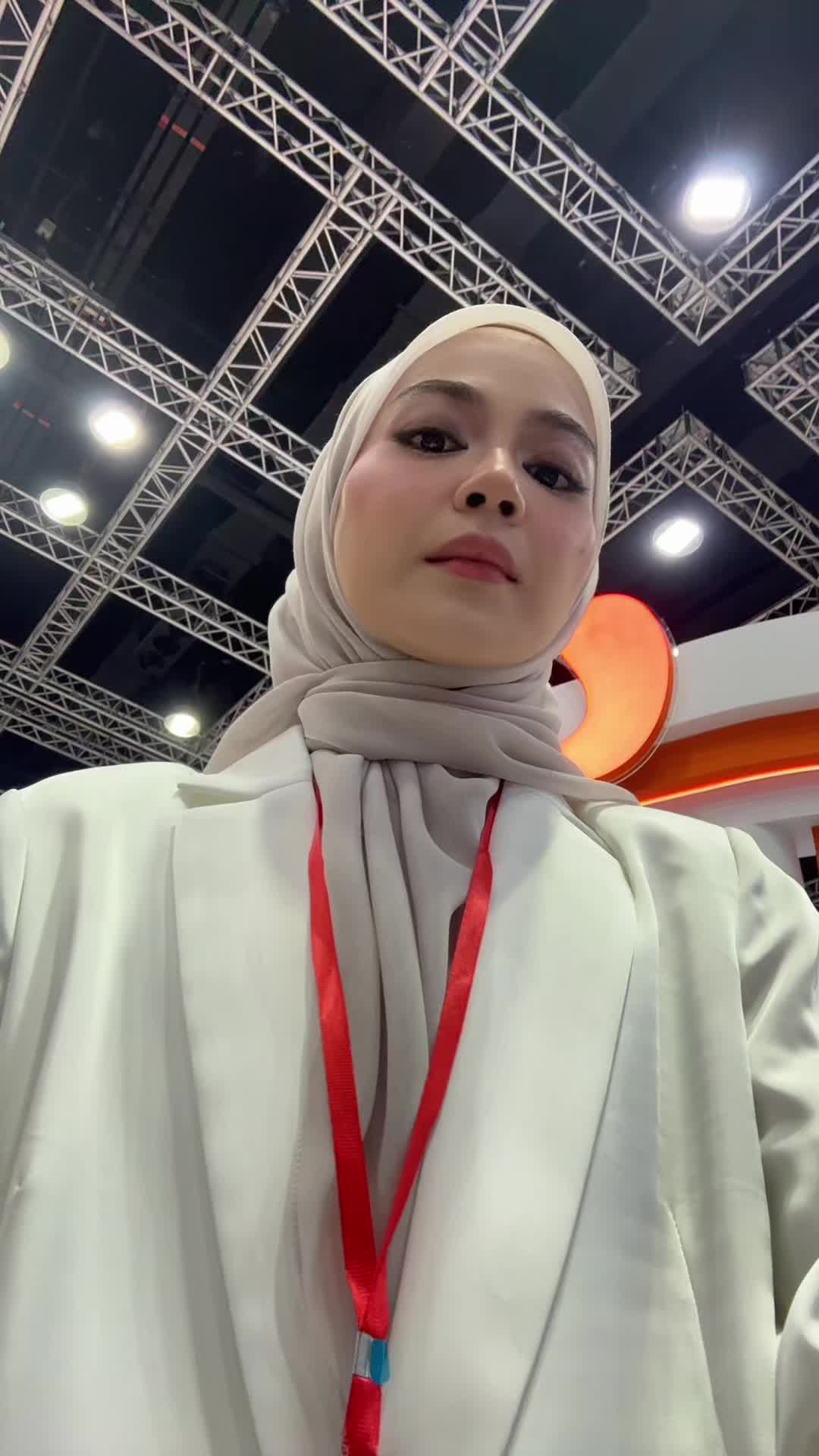 @AMEERA ZAINI HQ