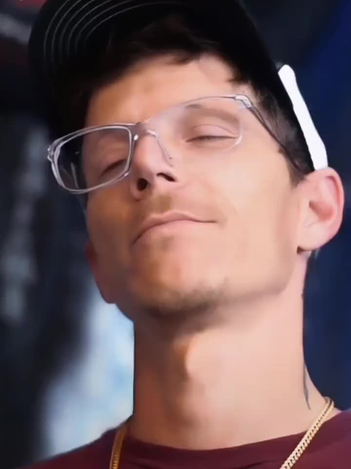 @✨𝓒𝓪𝓹𝓻𝓲𝓬𝓸𝓻𝓷✨