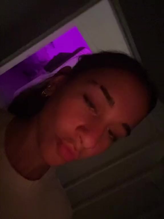 @👑
