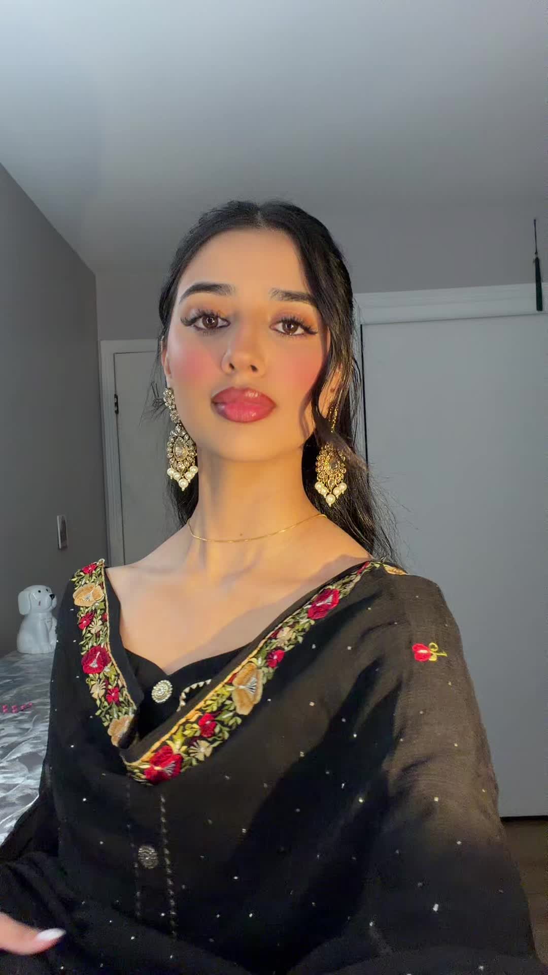 @leena