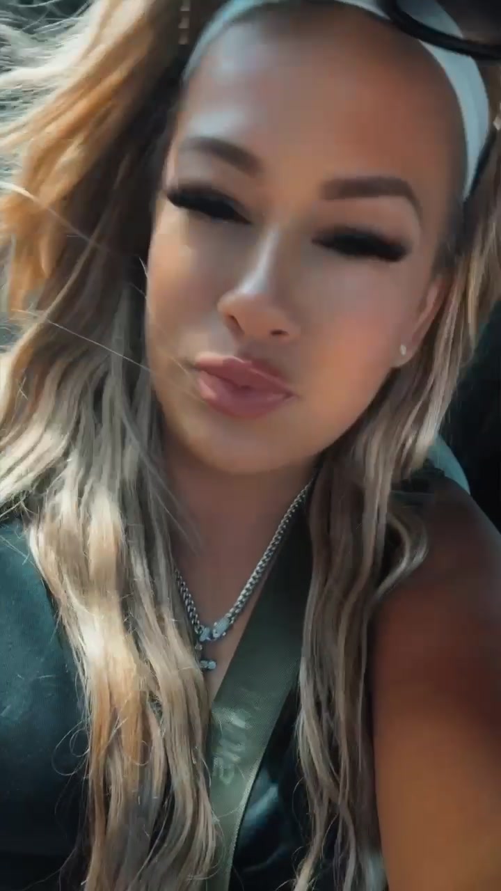 @Krissy Nicole 💜