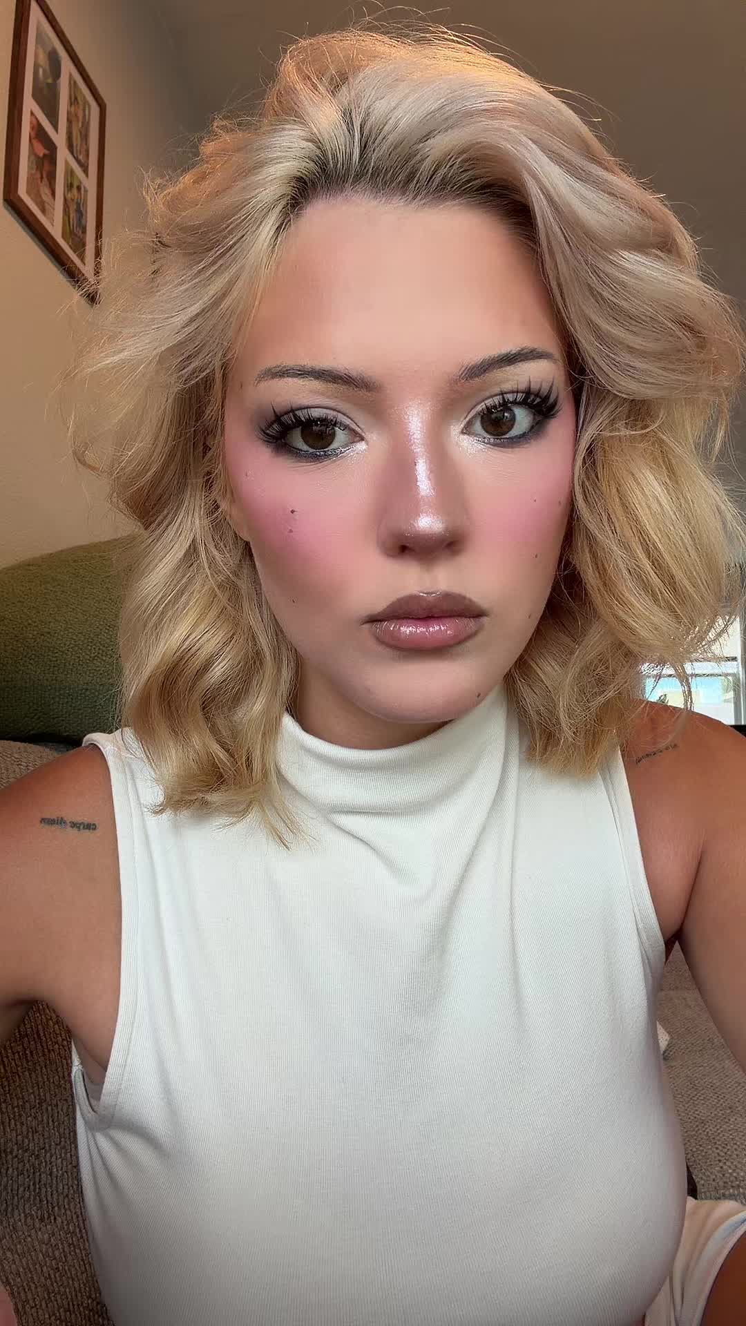 @glamwithavabella