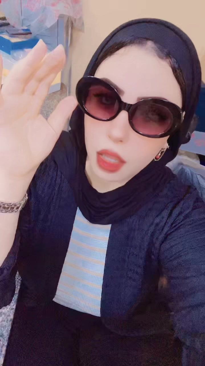 @آلبااااش ممرضهـ☺️🦋💋