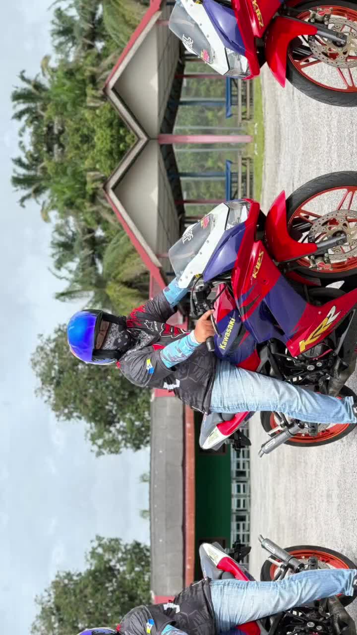@Shahrol